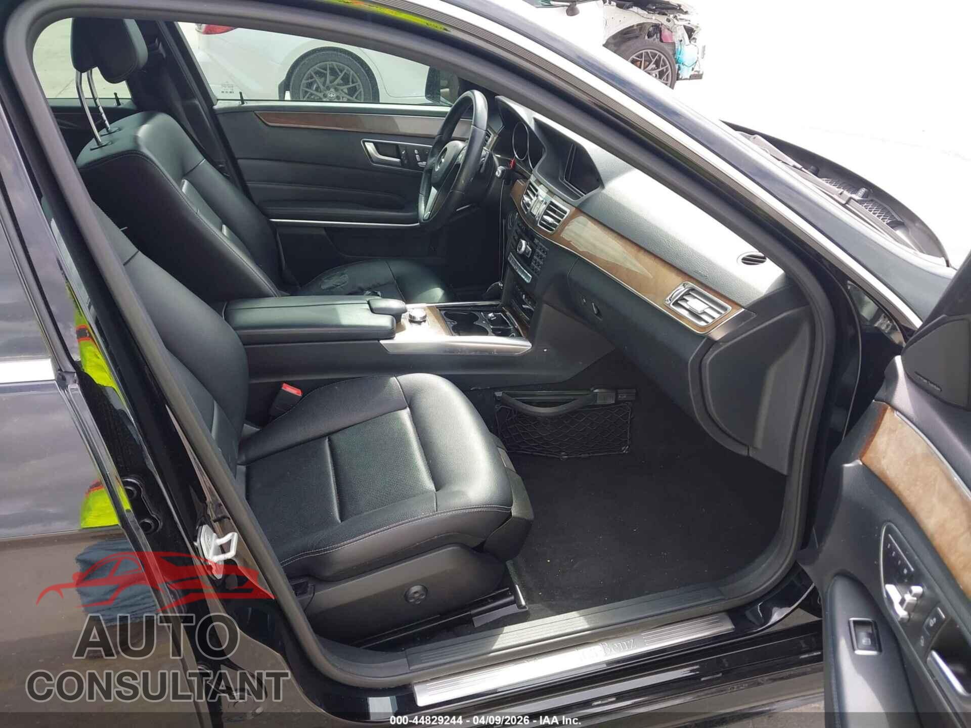MERCEDES-BENZ E 350 2014 - WDDHF5KB8EA784139