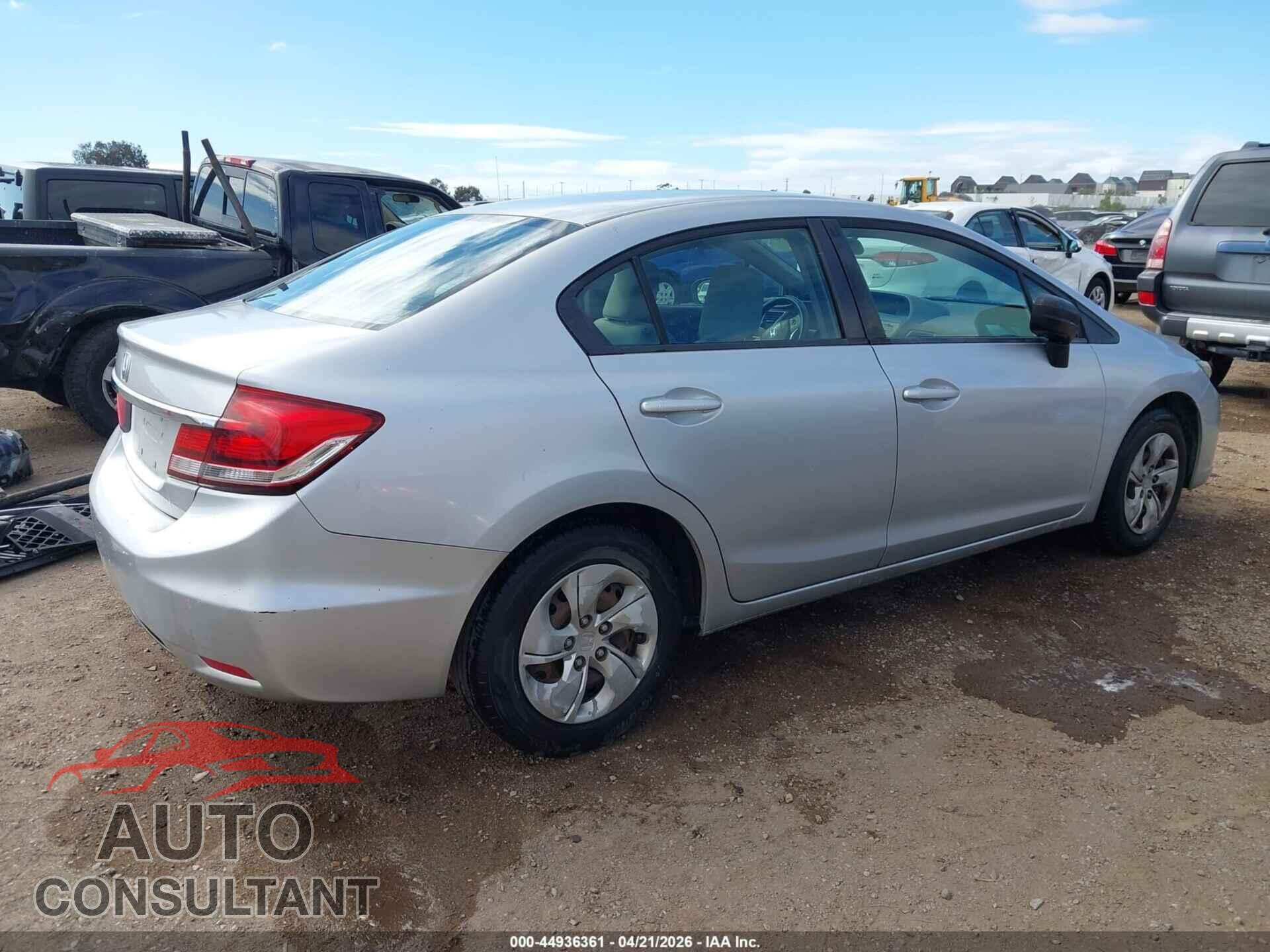 HONDA CIVIC 2015 - 2HGFB2F53FH562242