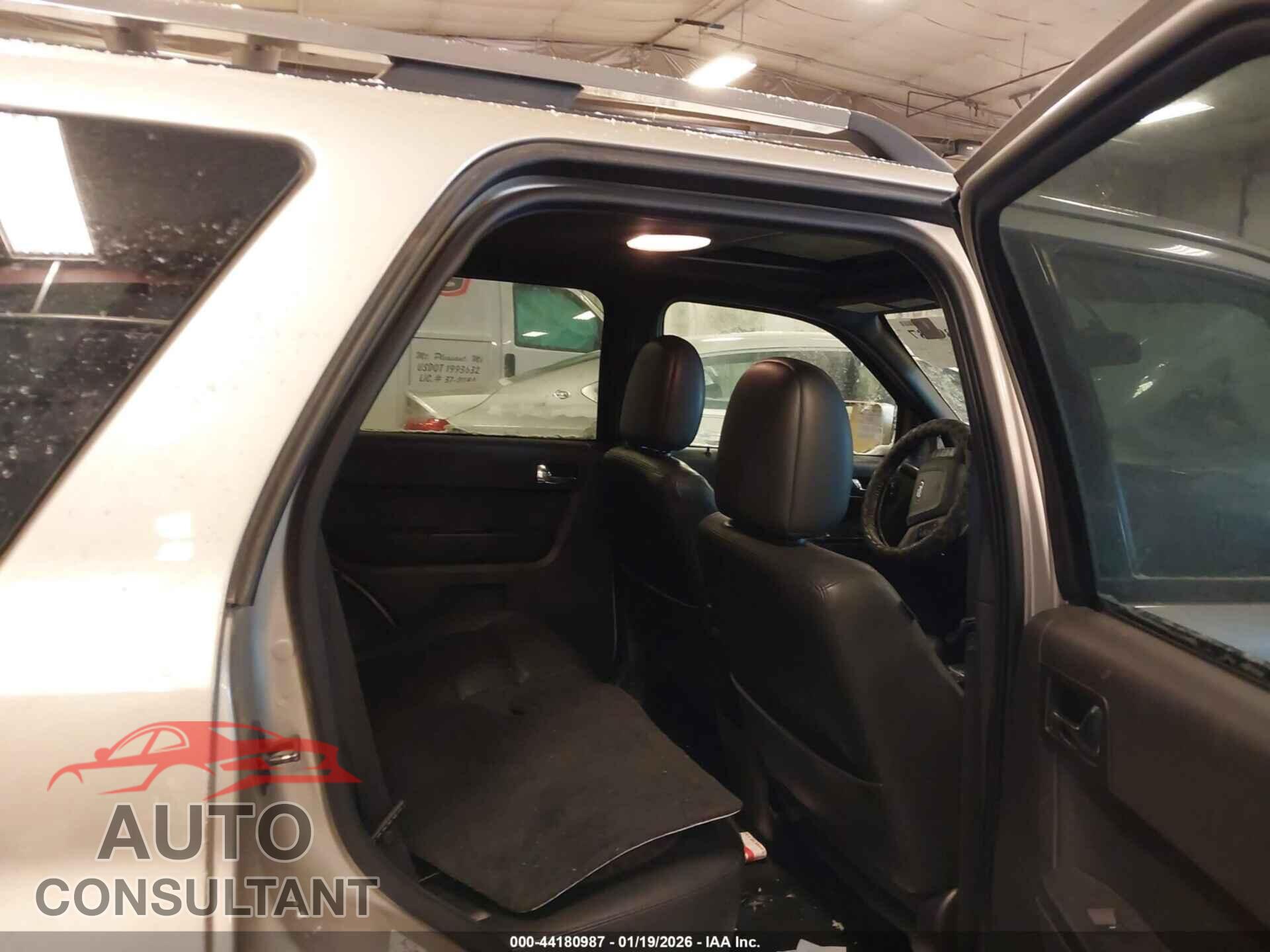 FORD ESCAPE 2011 - 1FMCU9EG2BKC44523