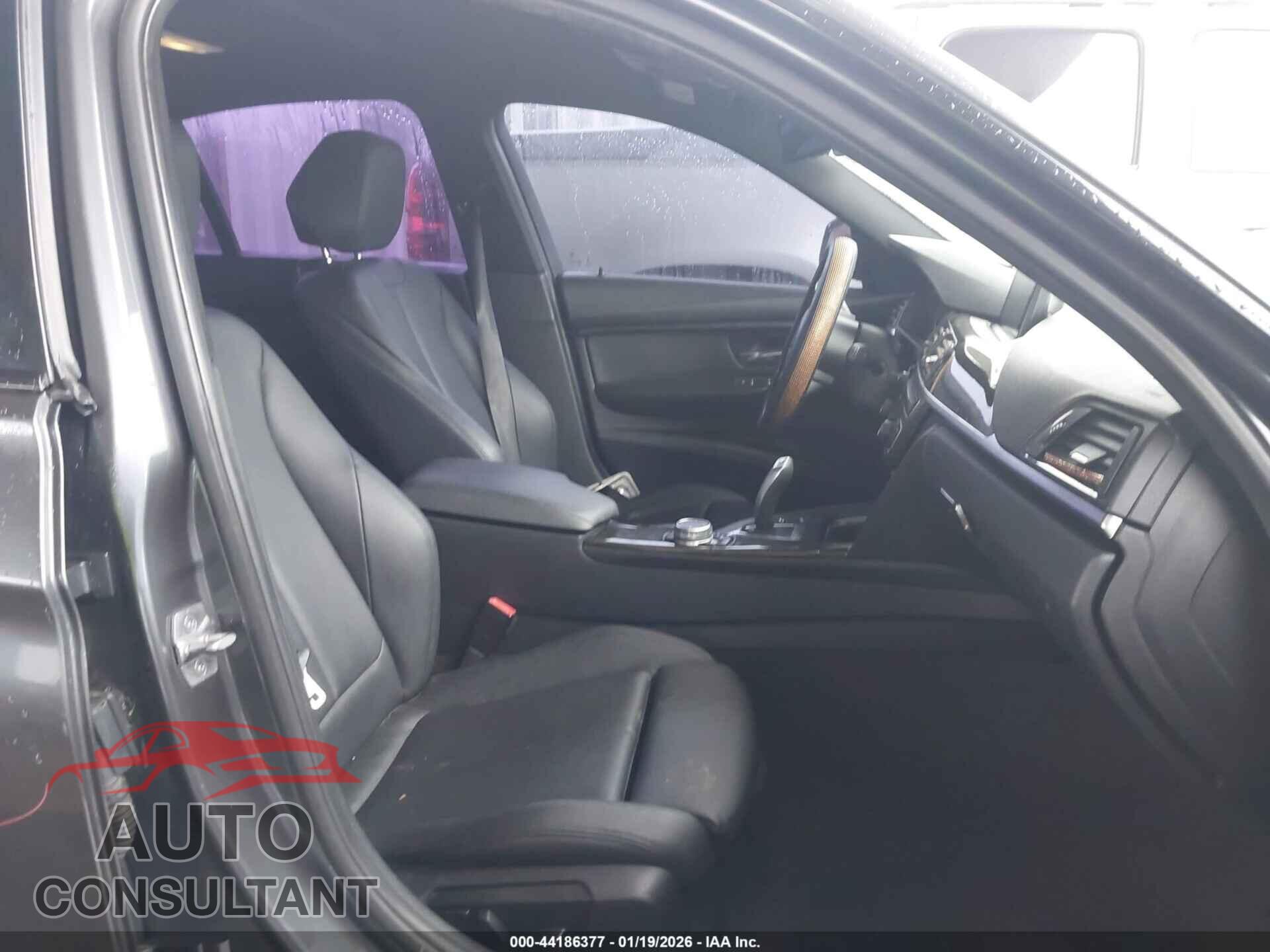 BMW 328I 2015 - WBA3C1C57FK124438