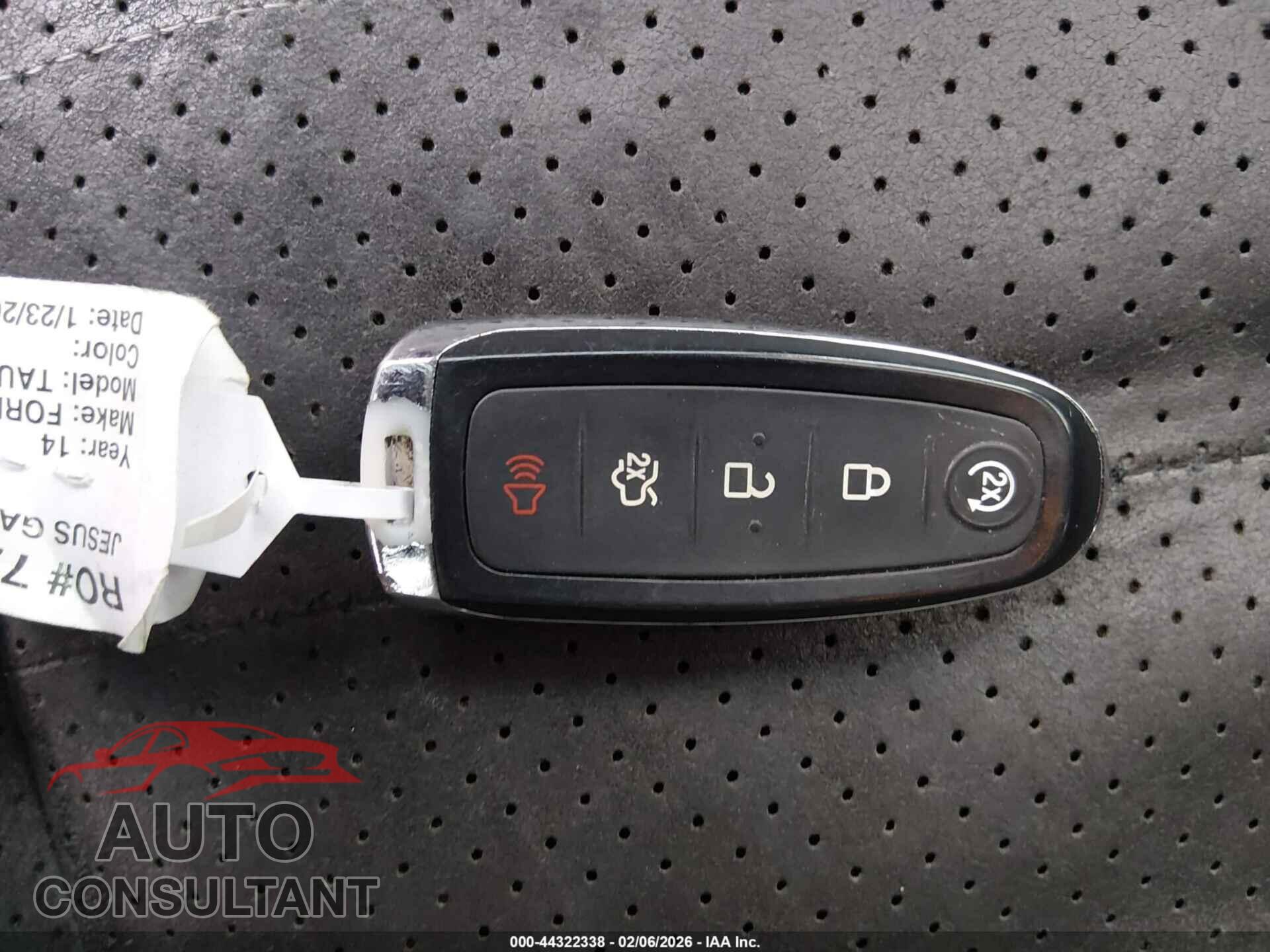 FORD TAURUS 2014 - 1FAHP2KT9EG110244
