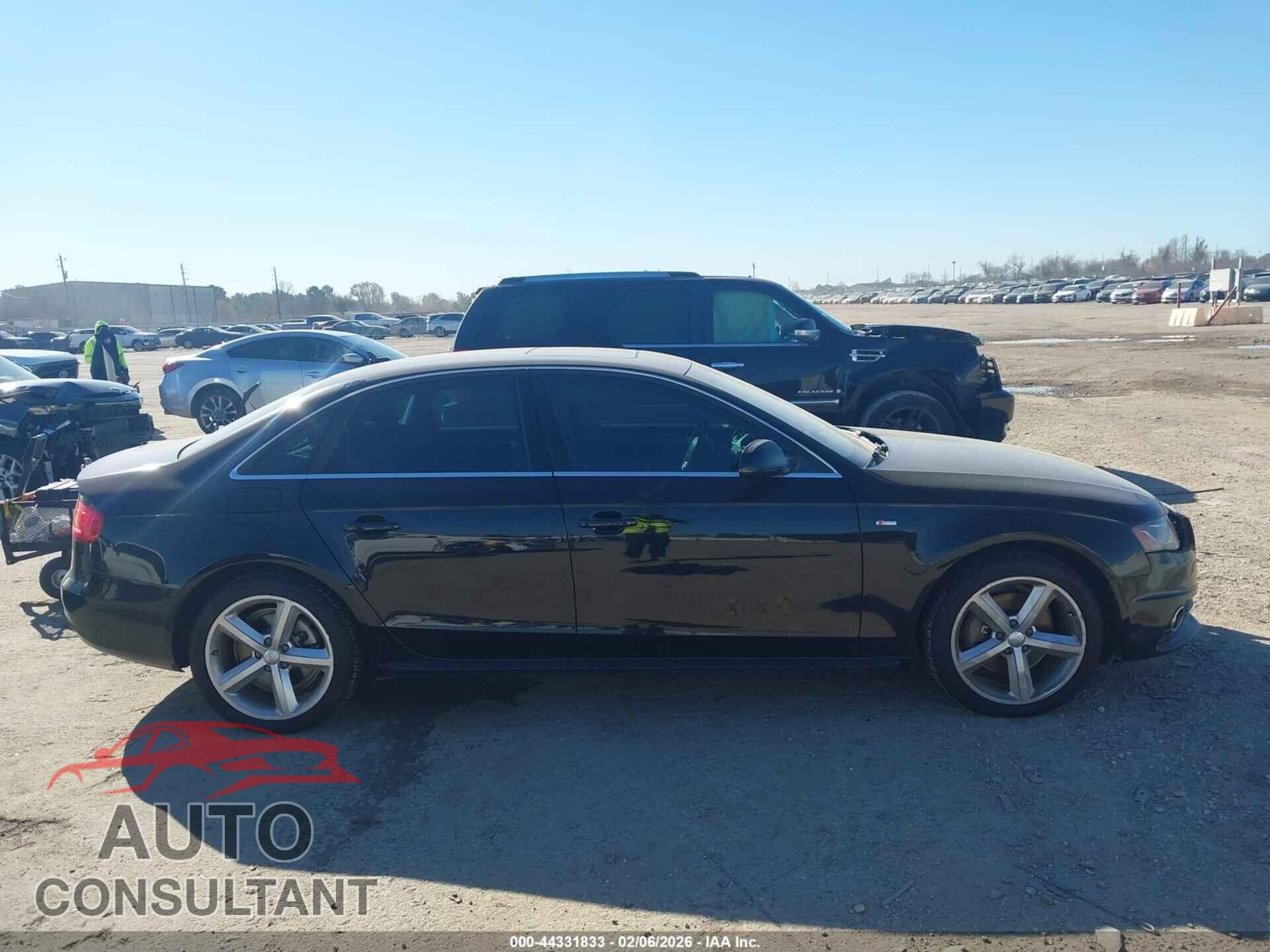 AUDI A4 2012 - WAUFFAFL9CN010594