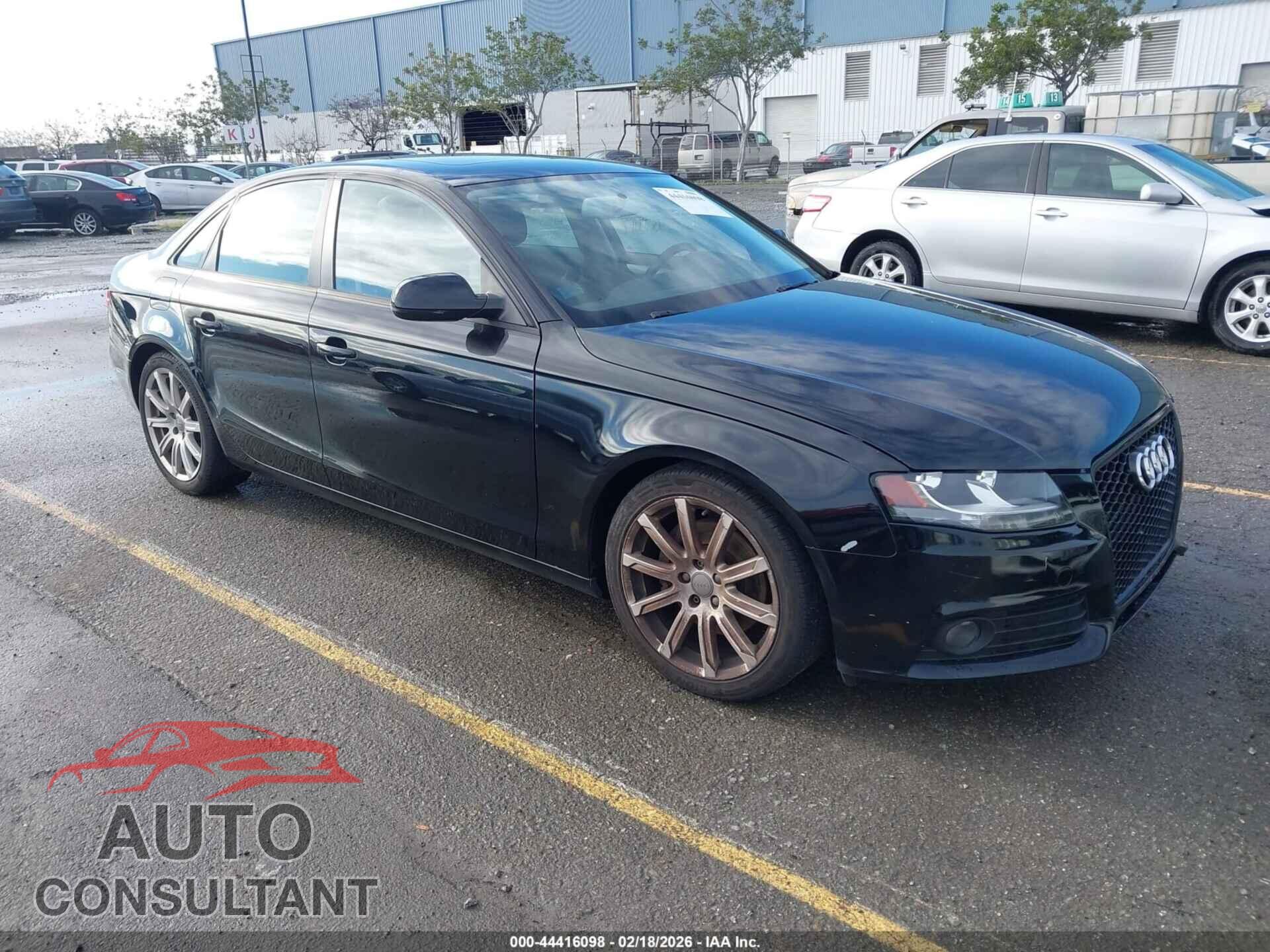 AUDI A4 2011 - WAUDFAFL4BN055092