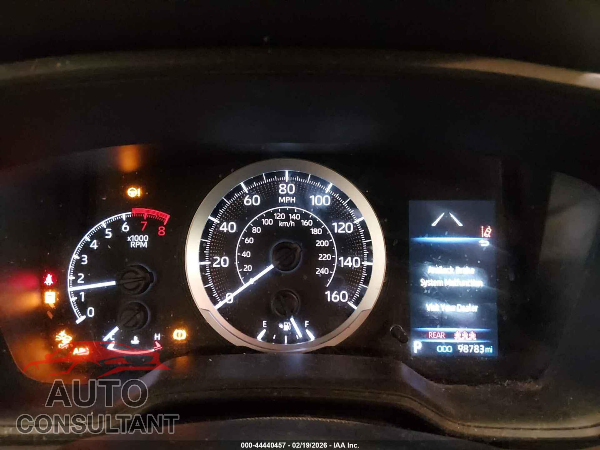 TOYOTA COROLLA 2021 - 5YFEPMAE7MP180673