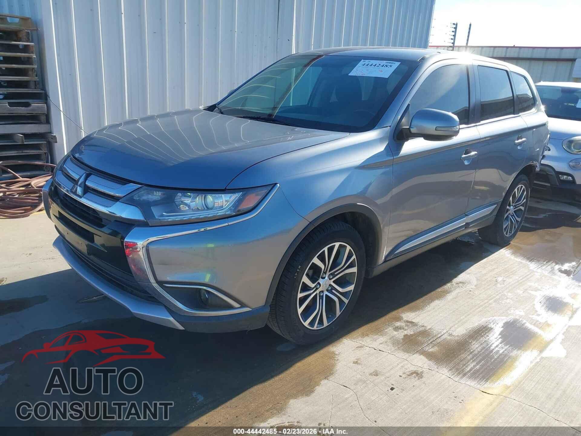 MITSUBISHI OUTLANDER 2016 - JA4AD3A32GZ050479