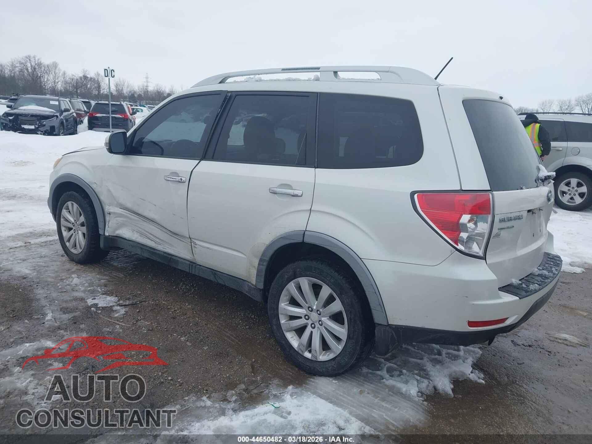 SUBARU FORESTER 2011 - JF2SHBGC6BH700639