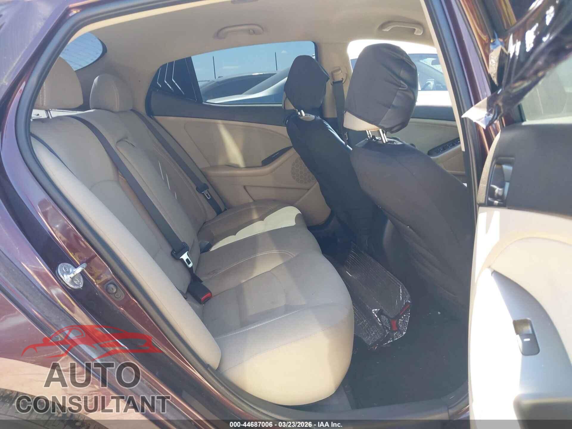 KIA OPTIMA 2014 - 5XXGM4A74EG284731