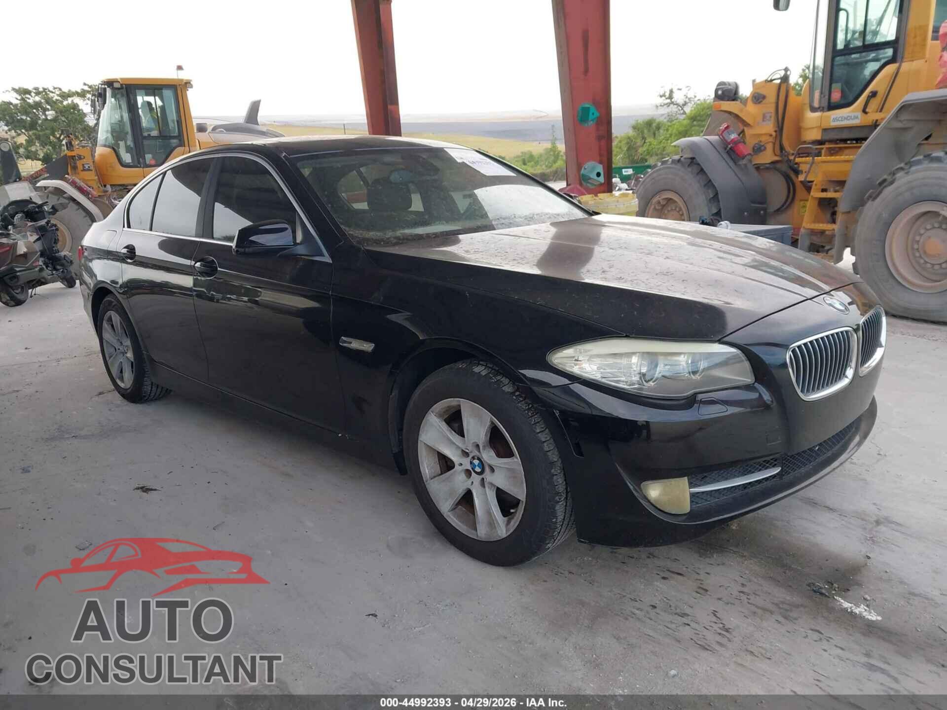 BMW 528I 2011 - WBAFR1C53BC743974