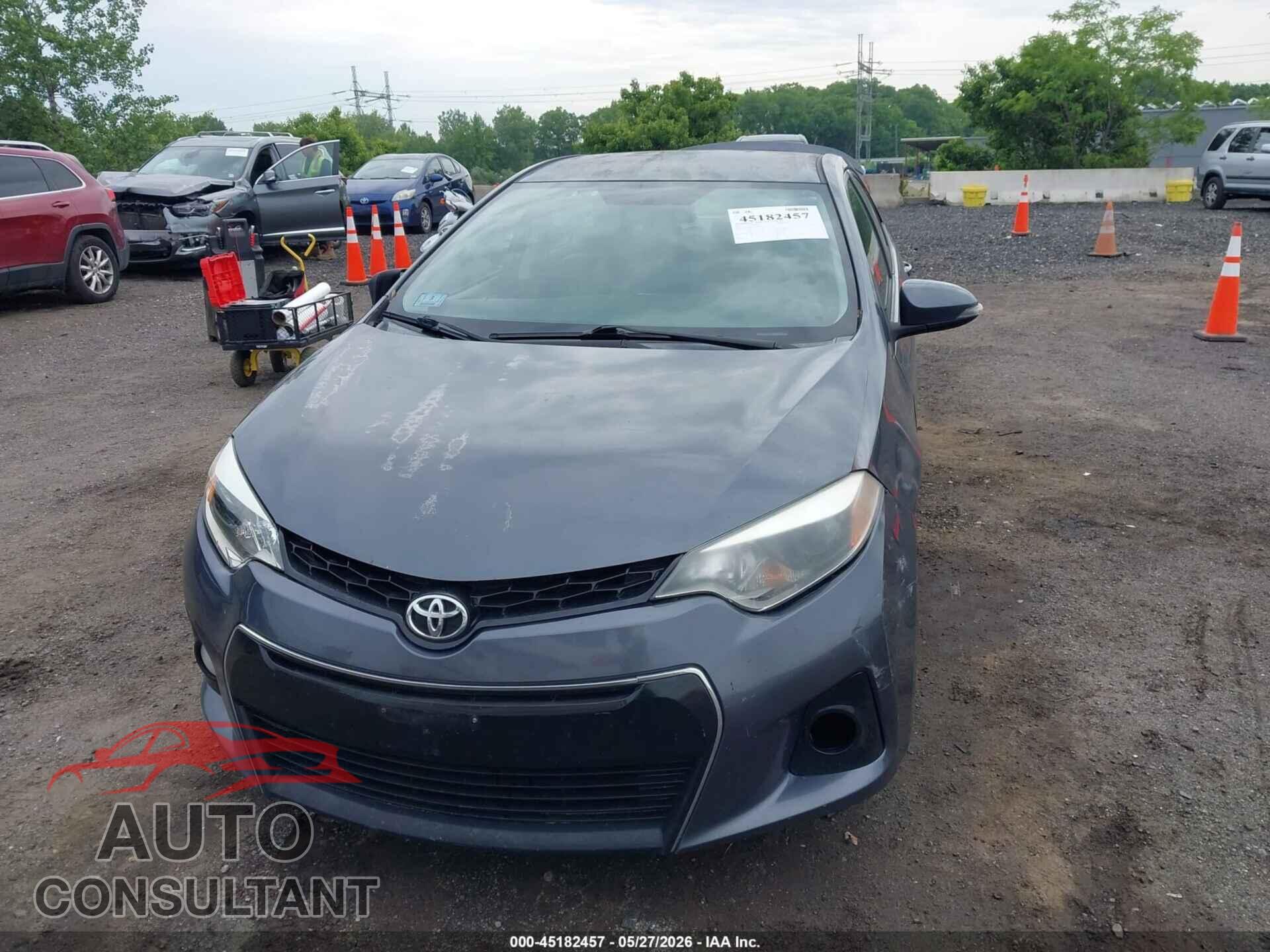 TOYOTA COROLLA 2015 - 5YFBURHE5FP332838