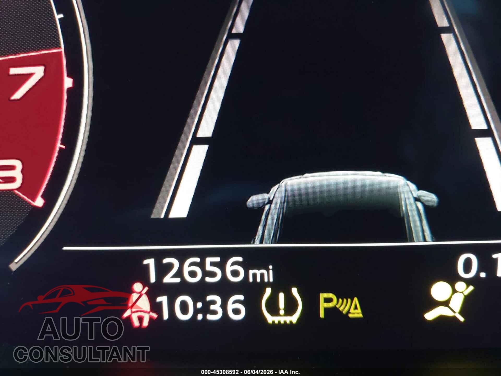 AUDI RS Q8 2023 - WU1ARBF15PD024676