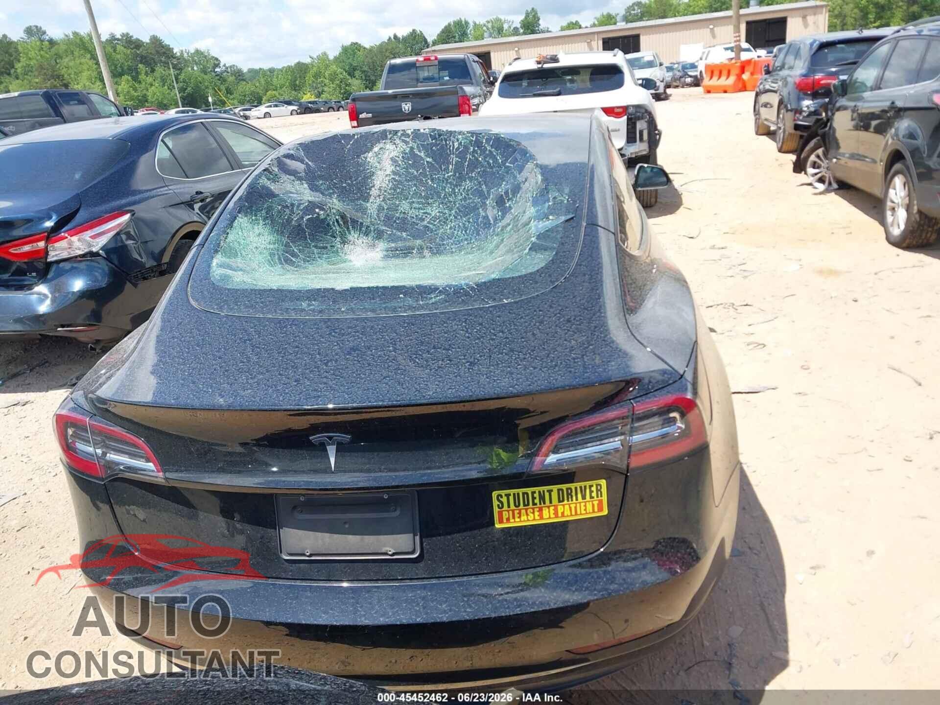 TESLA MODEL 3 2023 - 5YJ3E1EA1PF502369