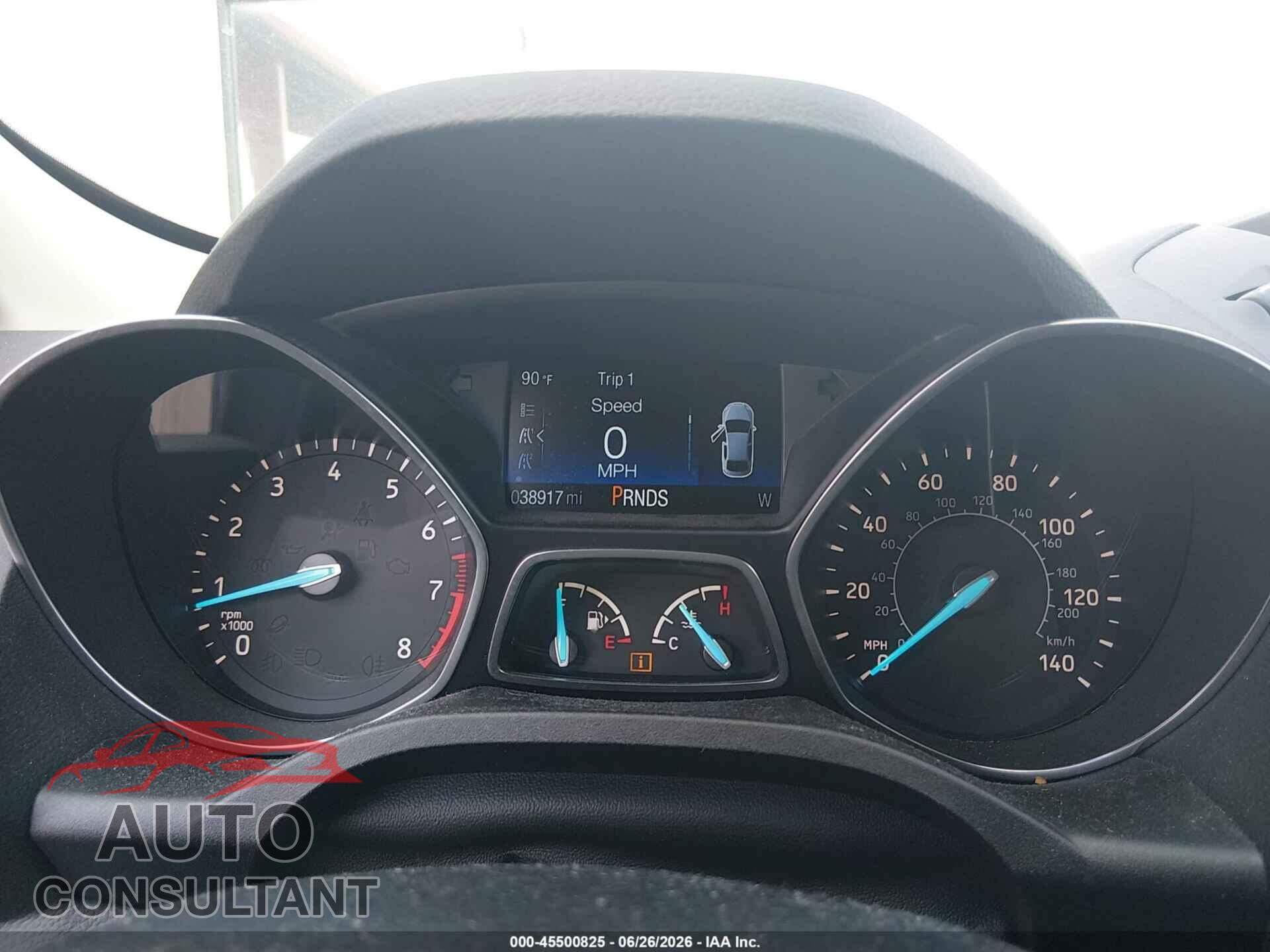 FORD ESCAPE 2018 - 1FMCU0F75JUD08373