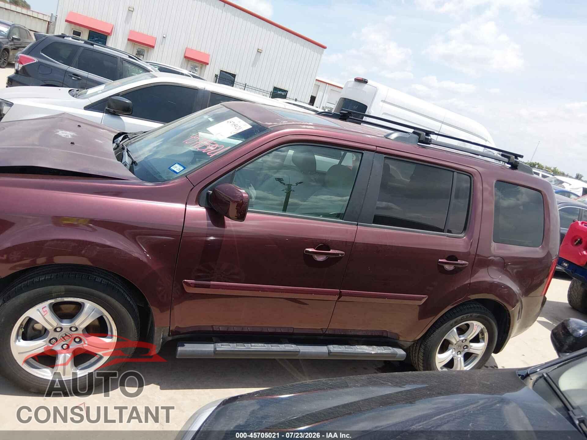 HONDA PILOT 2013 - 5FNYF4H50DB073174