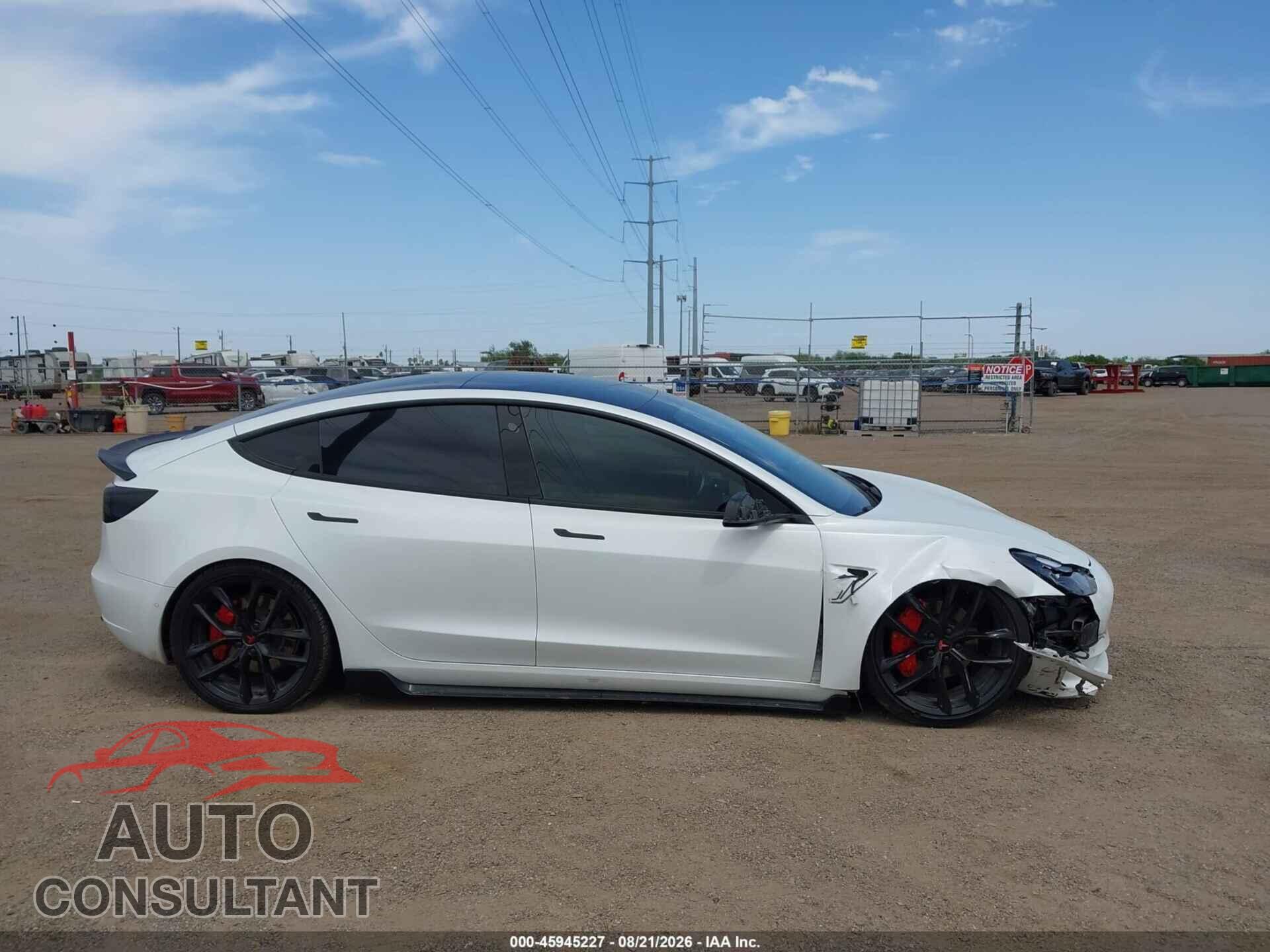 TESLA MODEL 3 2021 - 5YJ3E1EA9MF030465
