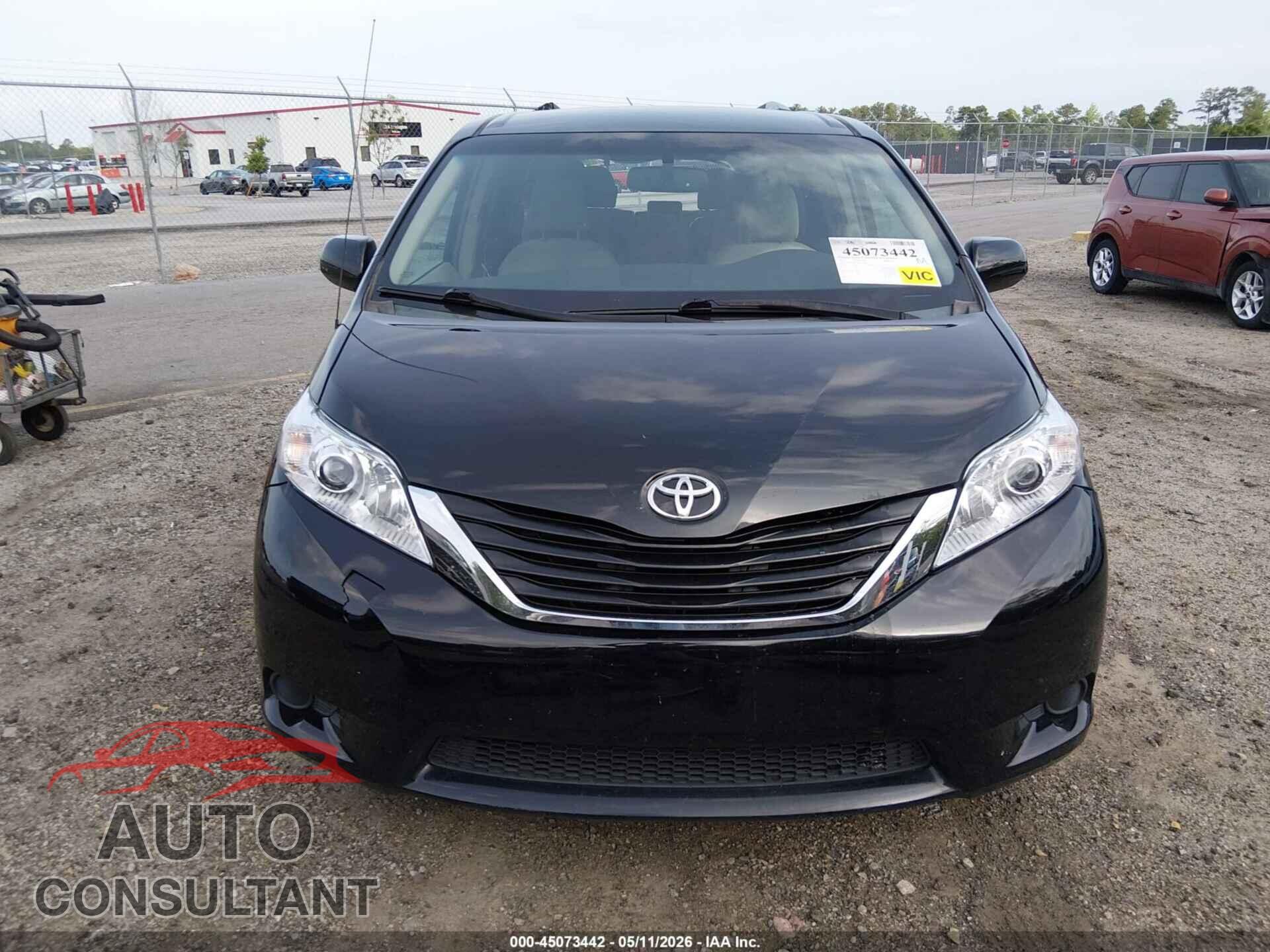 TOYOTA SIENNA 2011 - 5TDKK3DC7BS171403