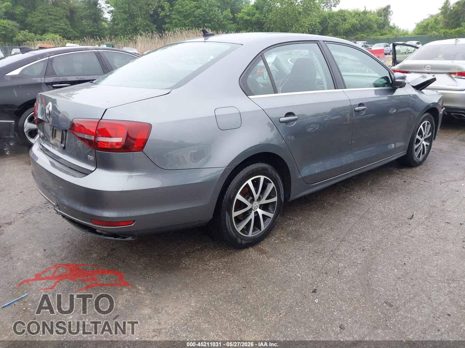 VOLKSWAGEN JETTA 2017 - 3VWDB7AJ7HM404303