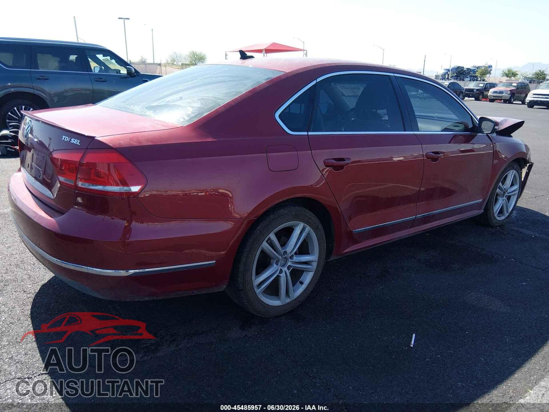 VOLKSWAGEN PASSAT 2015 - 1VWCV7A33FC063596