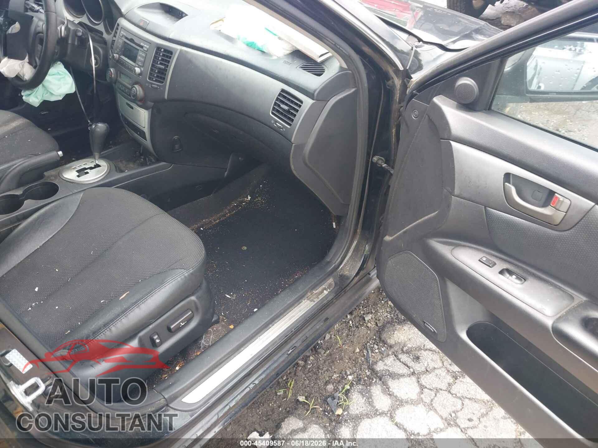 KIA OPTIMA 2010 - KNAGH4A43A5407568