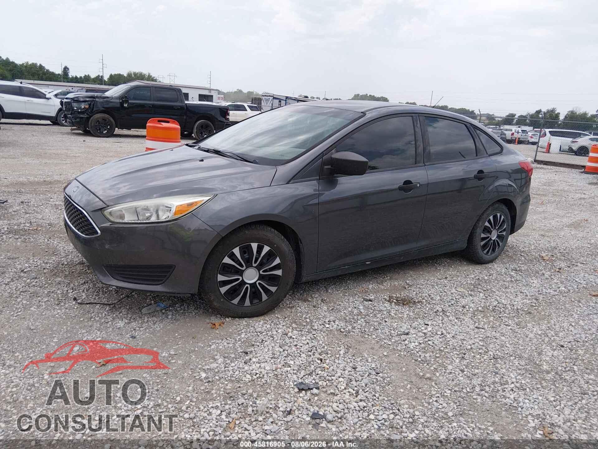 FORD FOCUS 2017 - 1FADP3E24HL244467