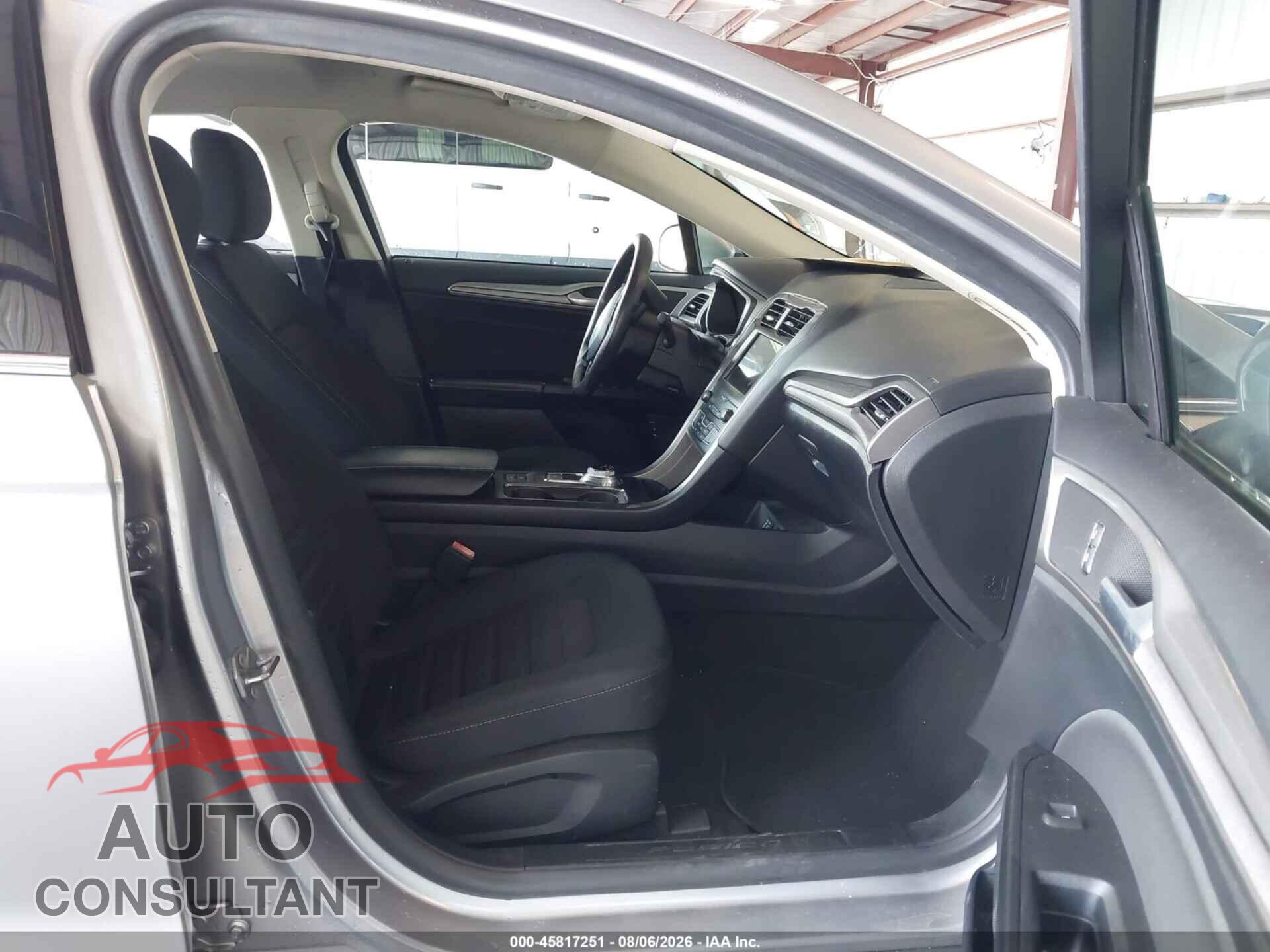 FORD FUSION 2020 - 3FA6P0LU2LR264285