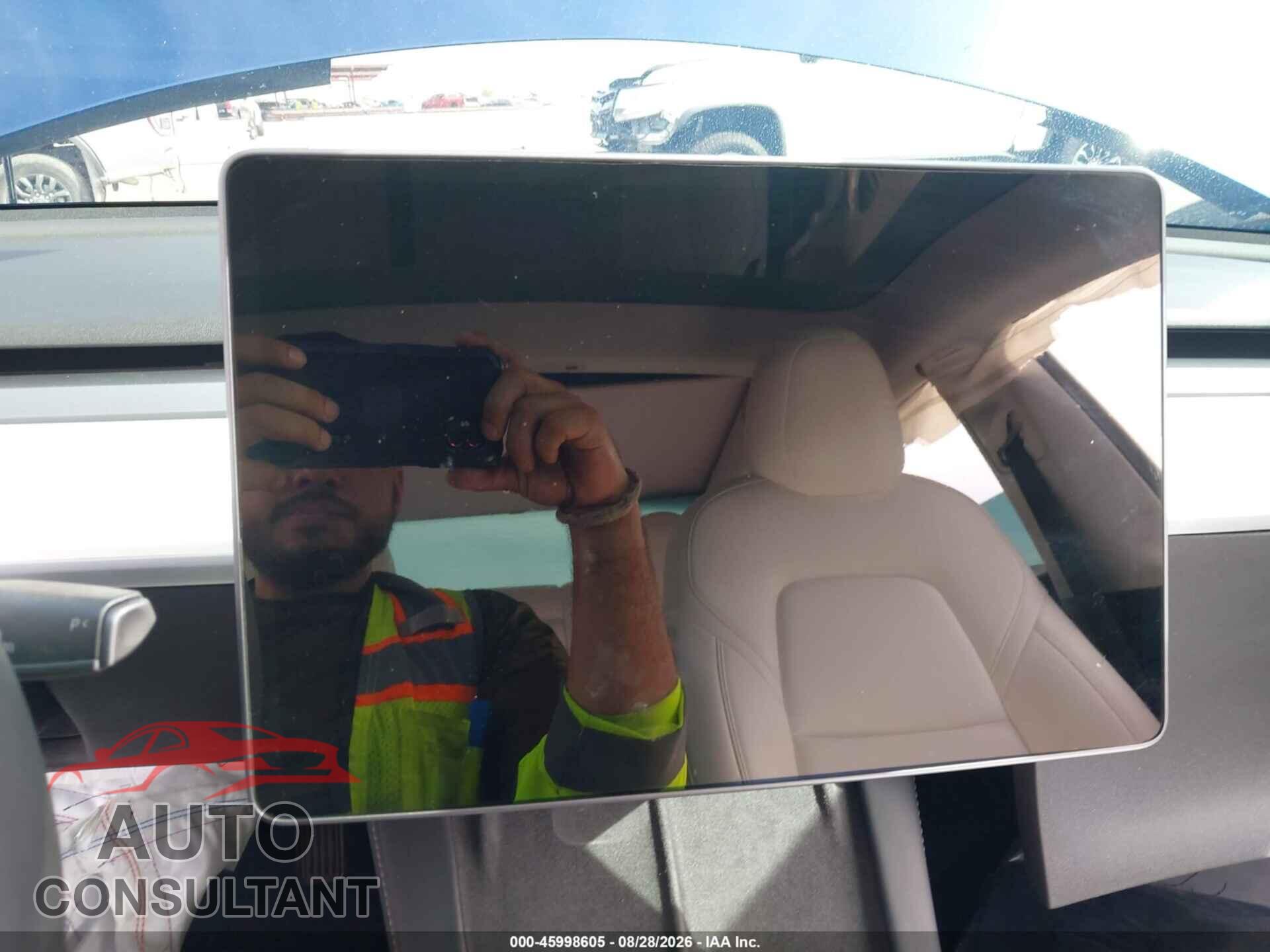 TESLA MODEL 3 2021 - 5YJ3E1EA2MF028847