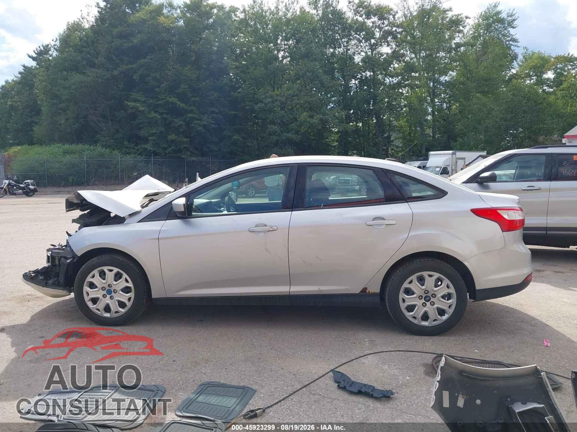 FORD FOCUS 2012 - 1FAHP3F2XCL441796