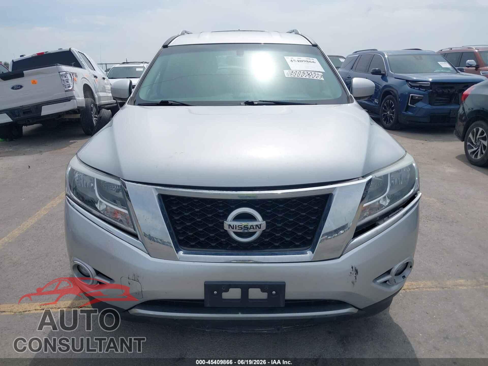 NISSAN PATHFINDER 2015 - 5N1AR2MN2FC683687