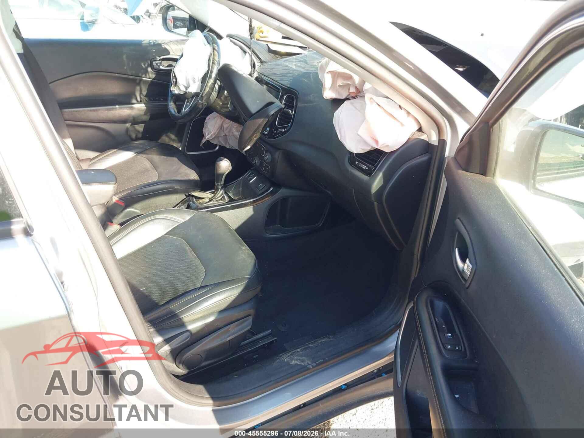 JEEP COMPASS 2019 - 3C4NJCCB2KT664159