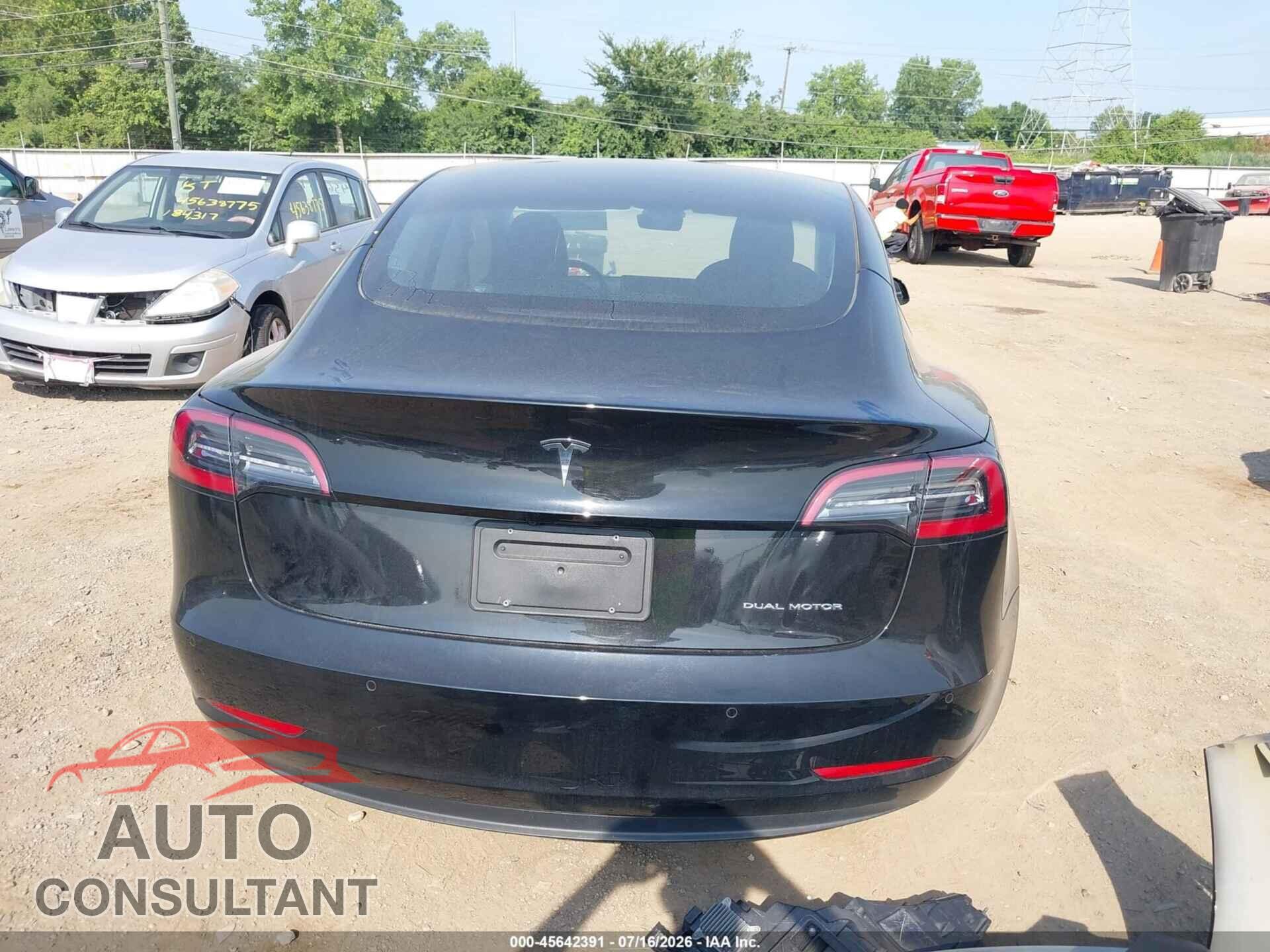 TESLA MODEL 3 2022 - 5YJ3E1EB3NF174376