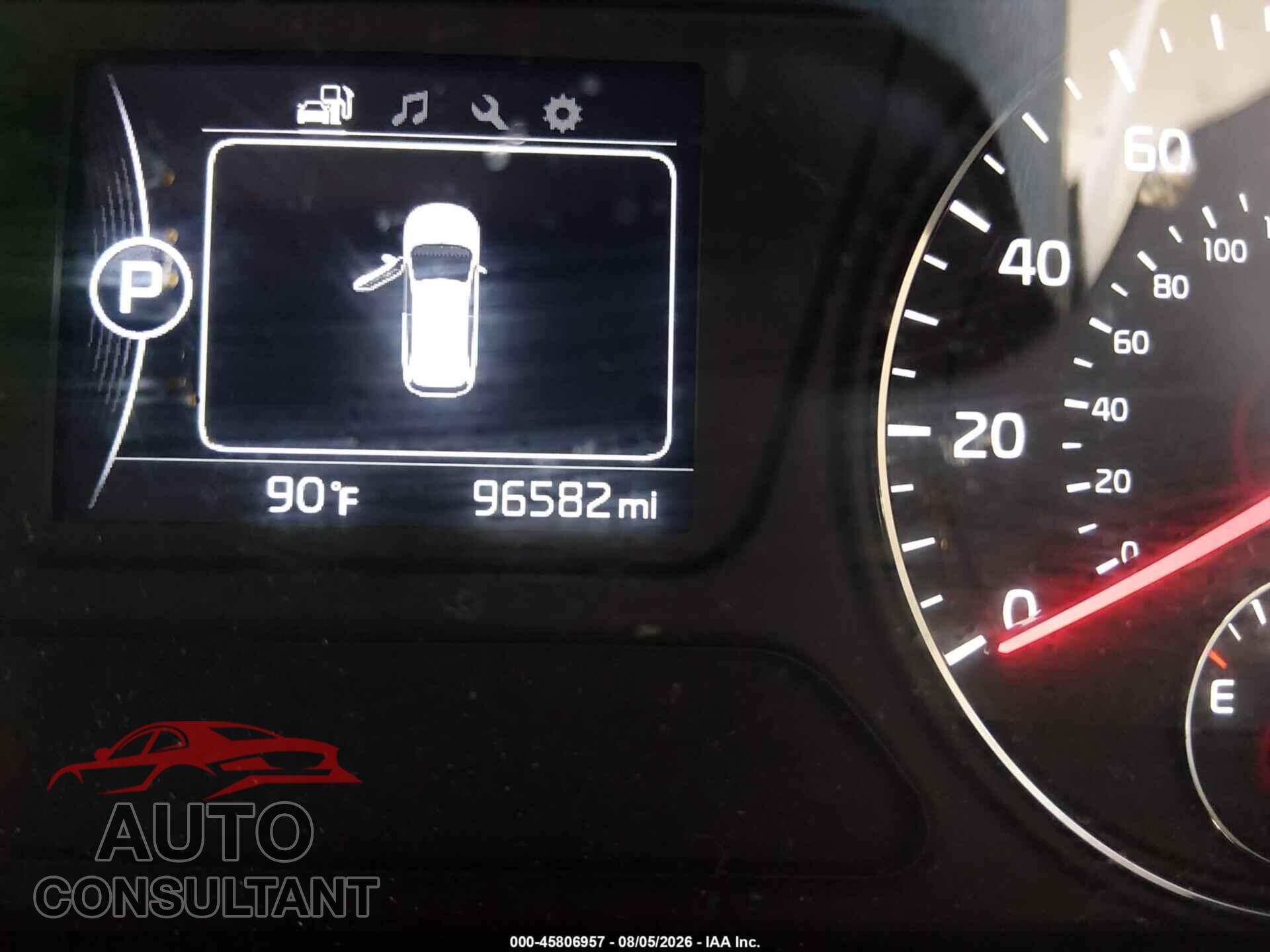 KIA SORENTO 2017 - 5XYPG4A35HG334749