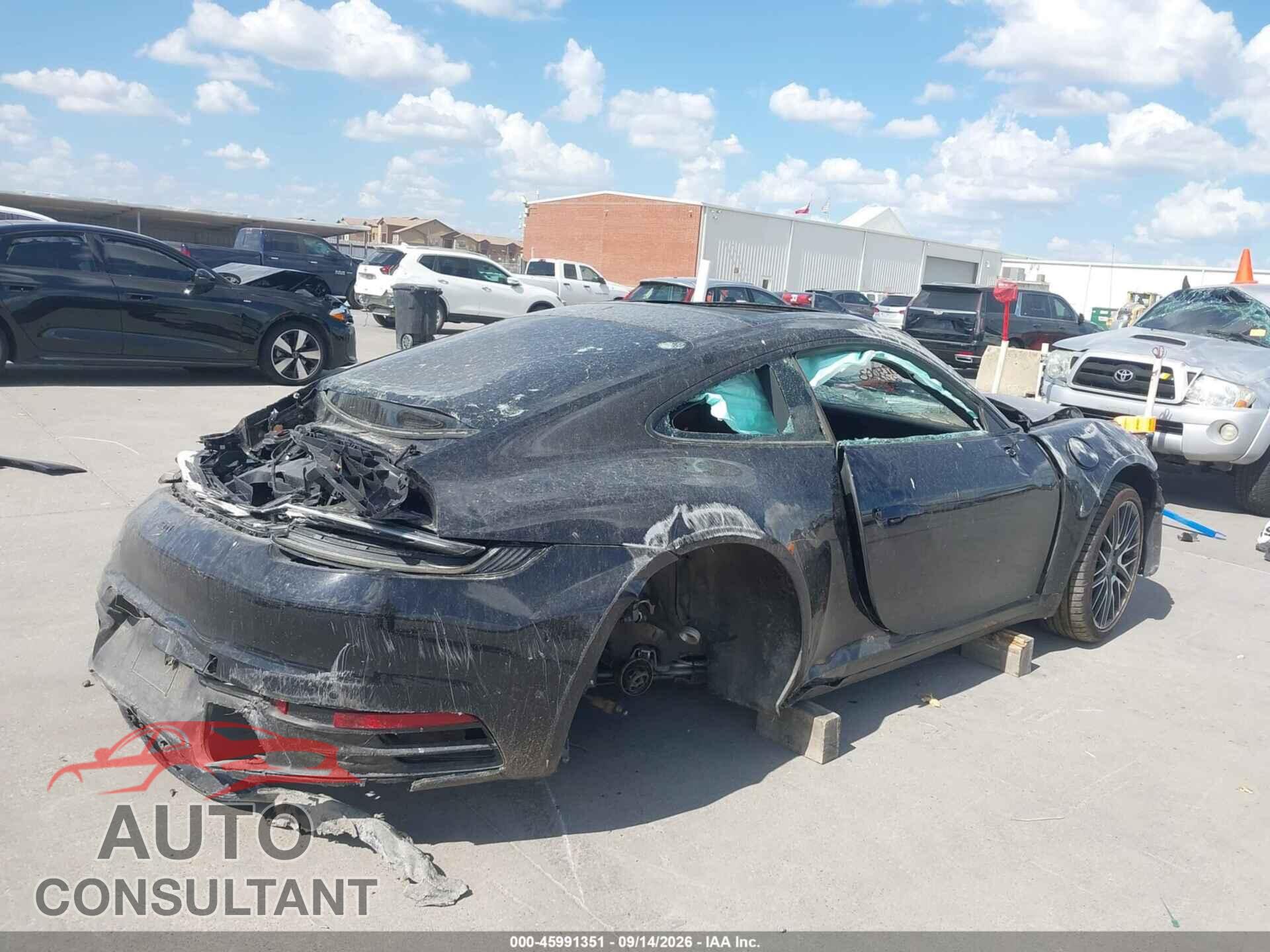 PORSCHE 911 2024 - WP0AB2A99RS220567