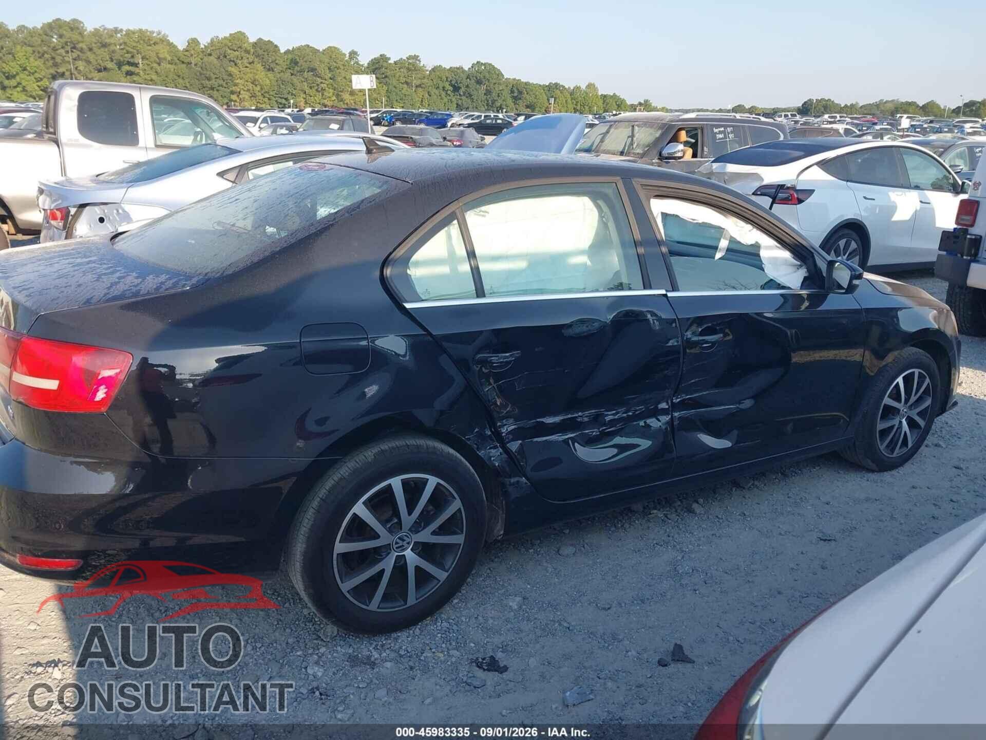 VOLKSWAGEN JETTA 2017 - 3VWDB7AJXHM337521