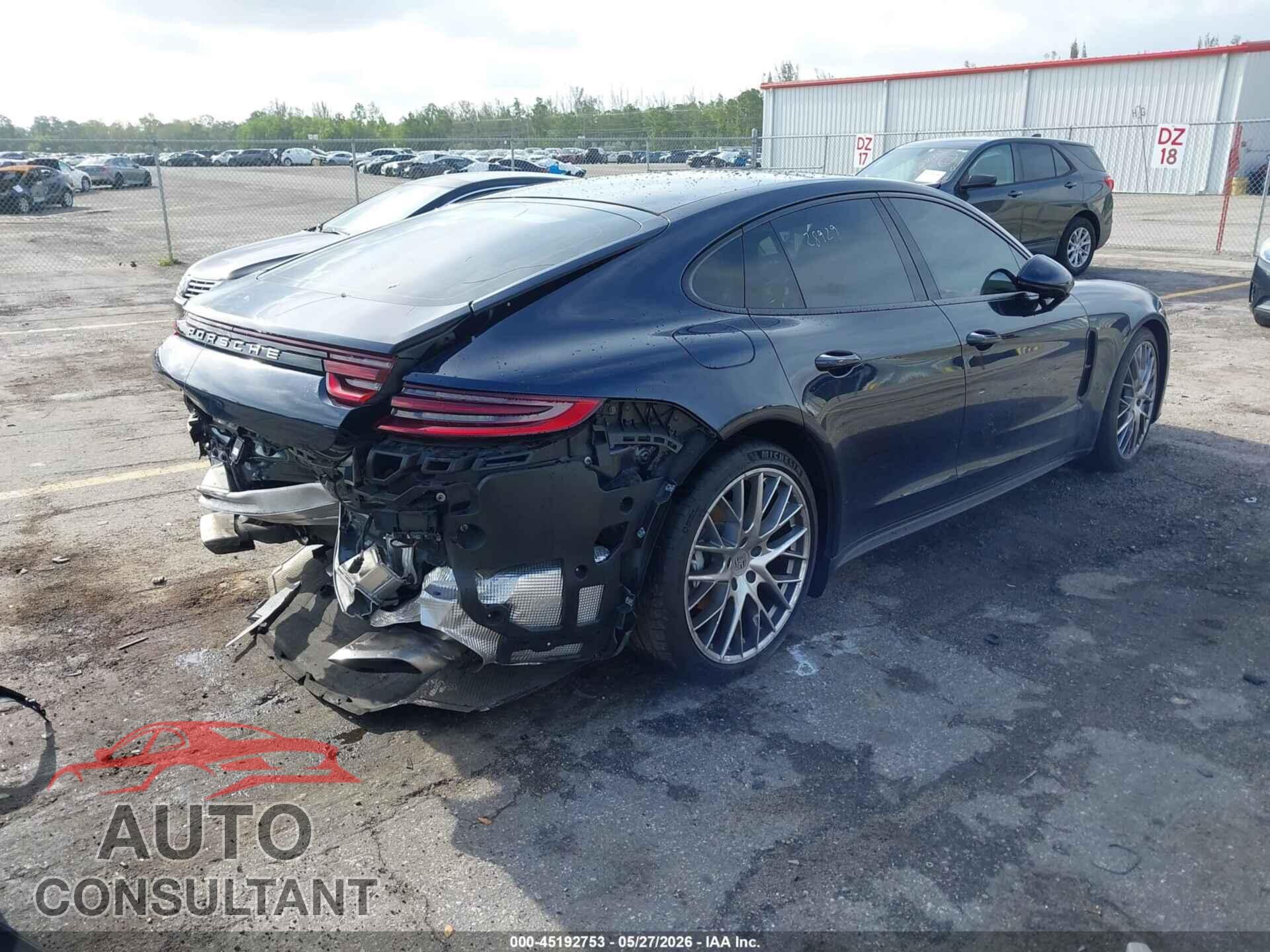 PORSCHE PANAMERA 2018 - WP0AA2A72JL117684
