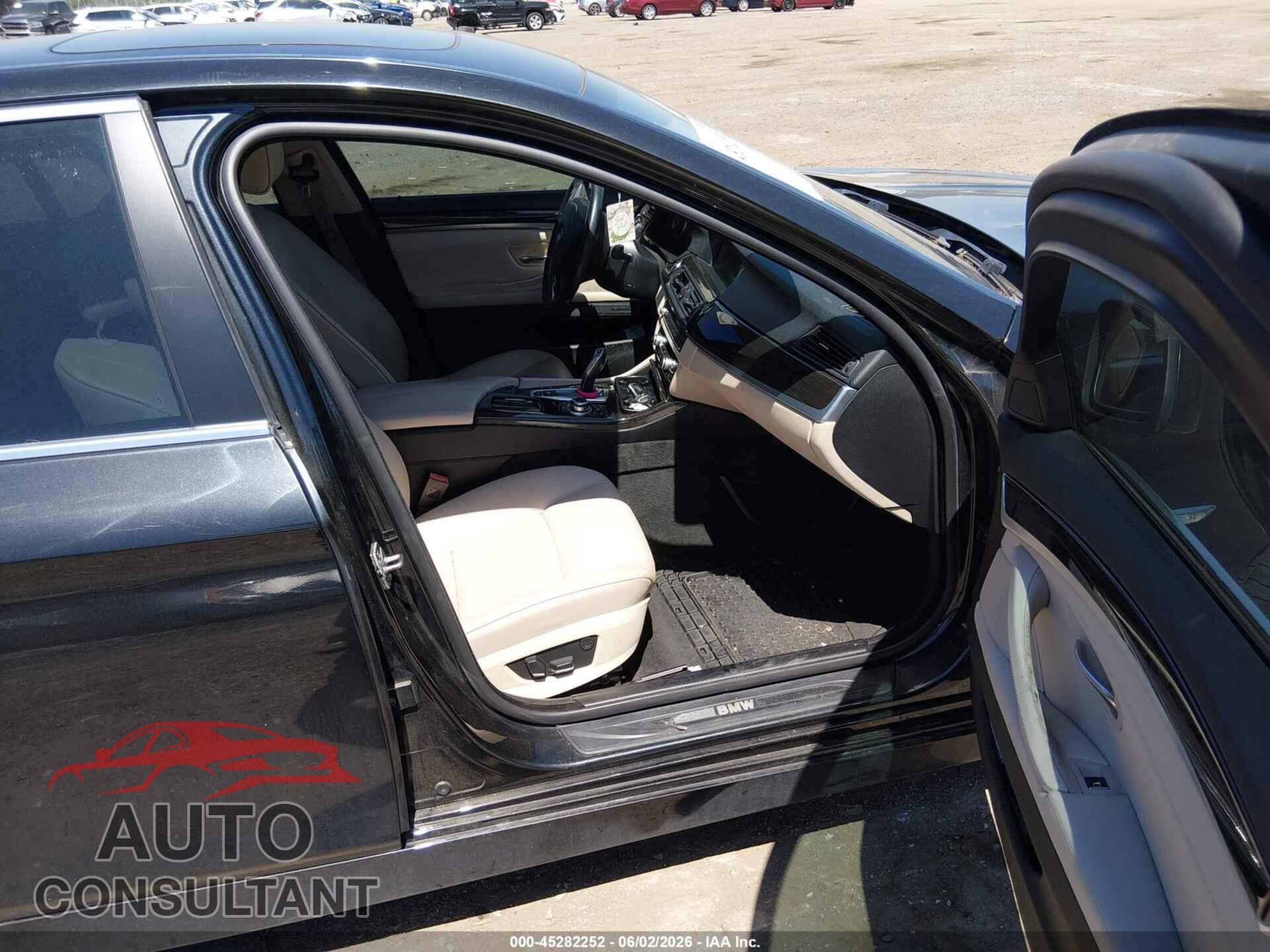 BMW 535I 2012 - WBAFU7C54CDU58892