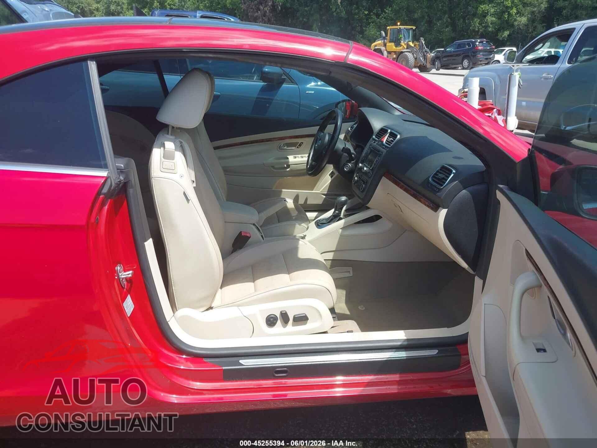 VOLKSWAGEN EOS 2012 - WVWFW7AH2CV003883