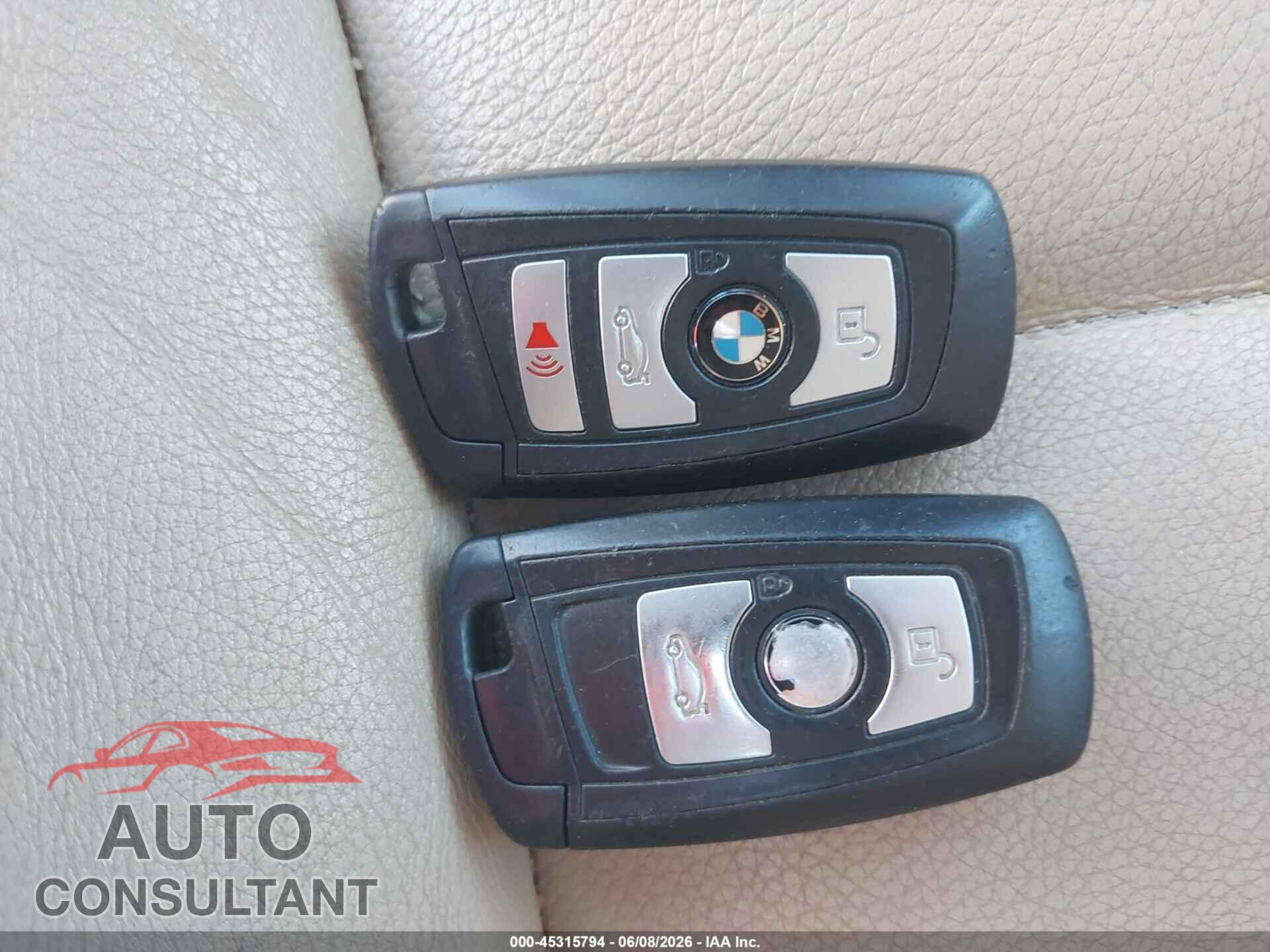 BMW 528I 2012 - WBAXH5C50CDW06484