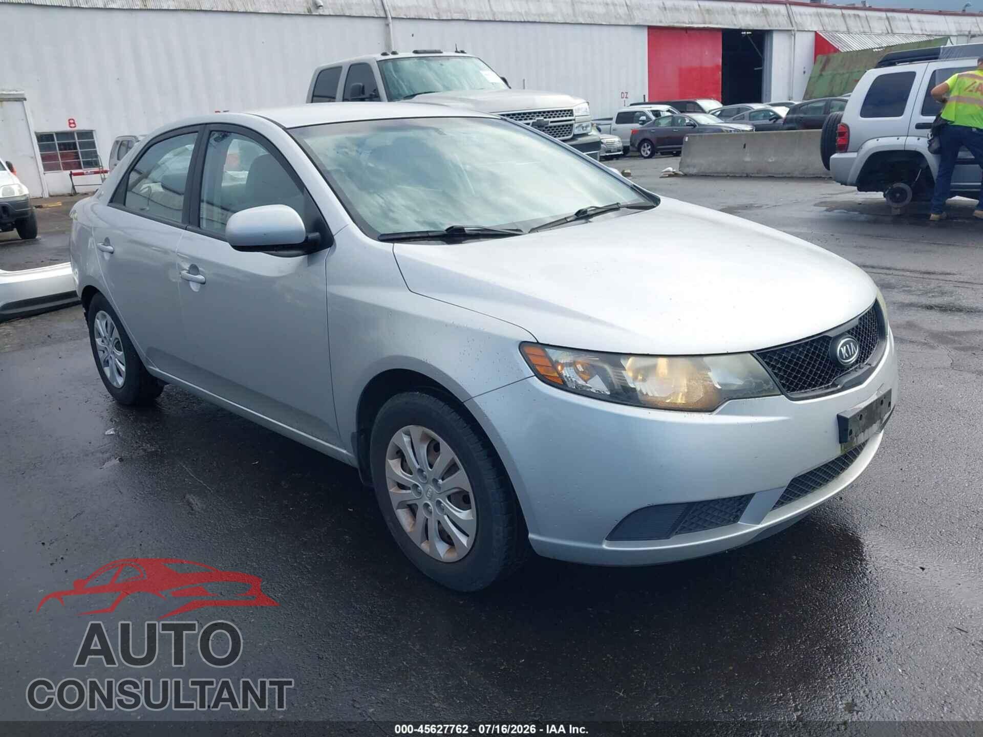 KIA FORTE 2010 - KNAFT4A29A5071157