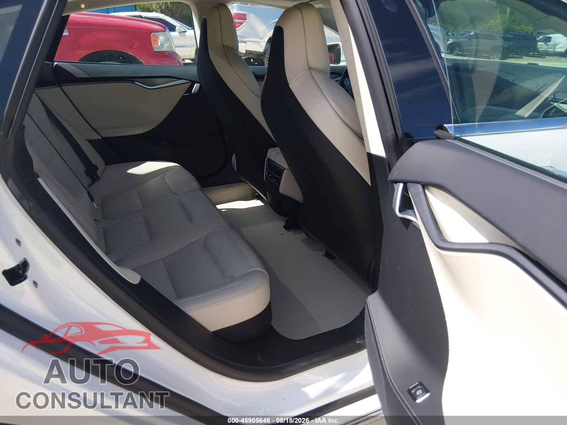 TESLA MODEL S 2018 - 5YJSA1E24JF264363