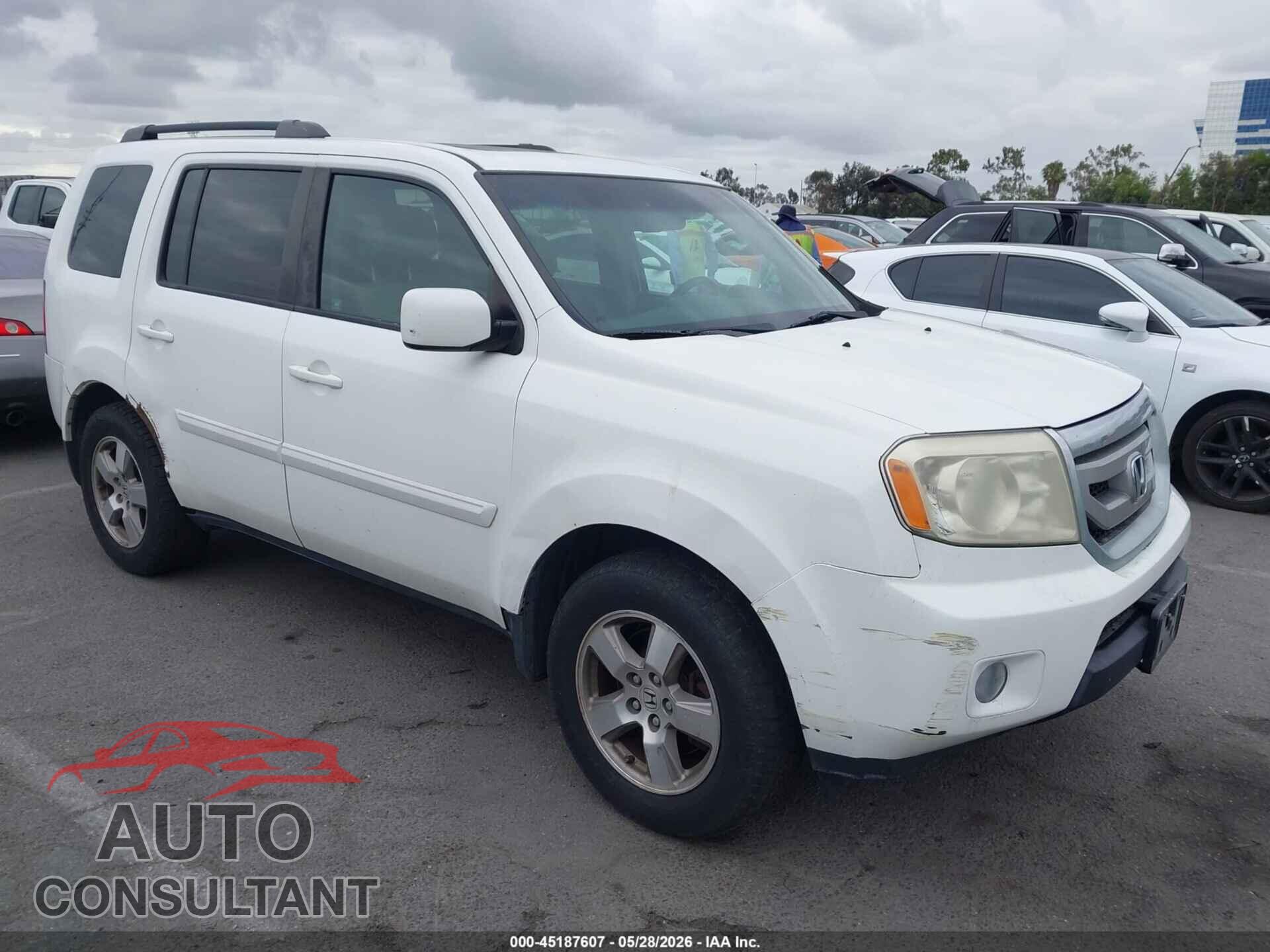 HONDA PILOT 2011 - 5FNYF4H55BB045626