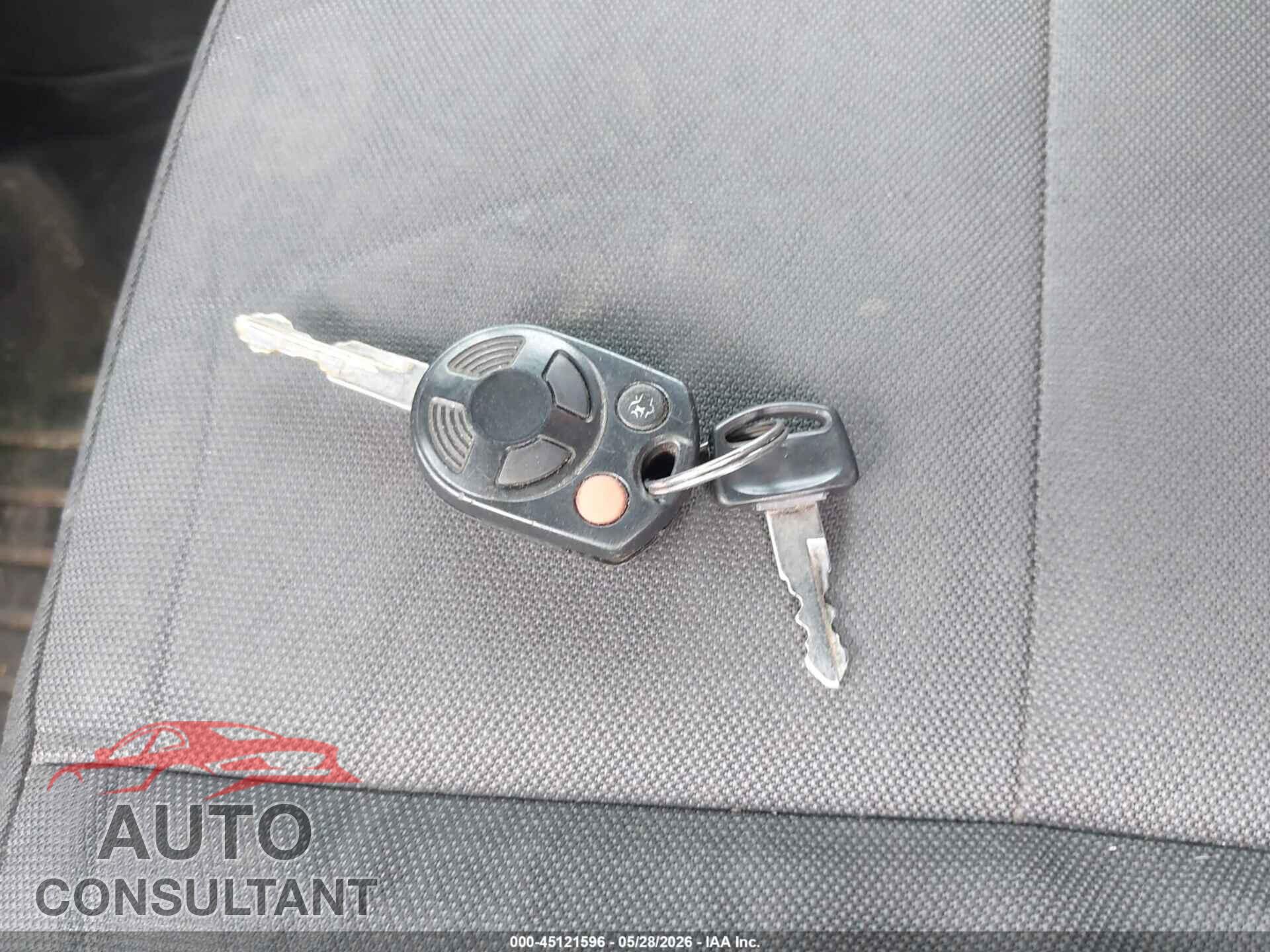 FORD ESCAPE 2012 - 1FMCU9D73CKB93813