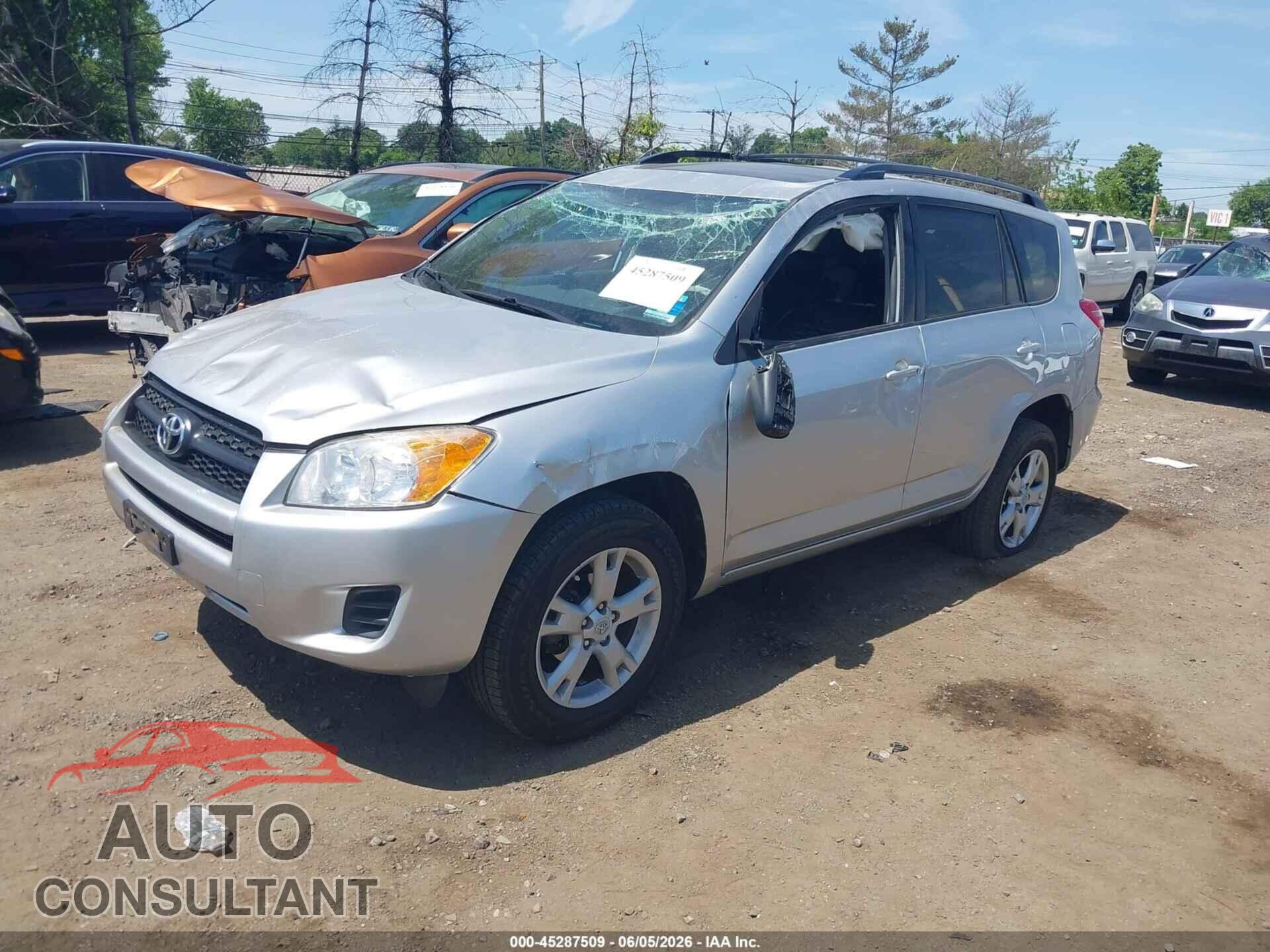 TOYOTA RAV4 2011 - 2T3BF4DV9BW095998