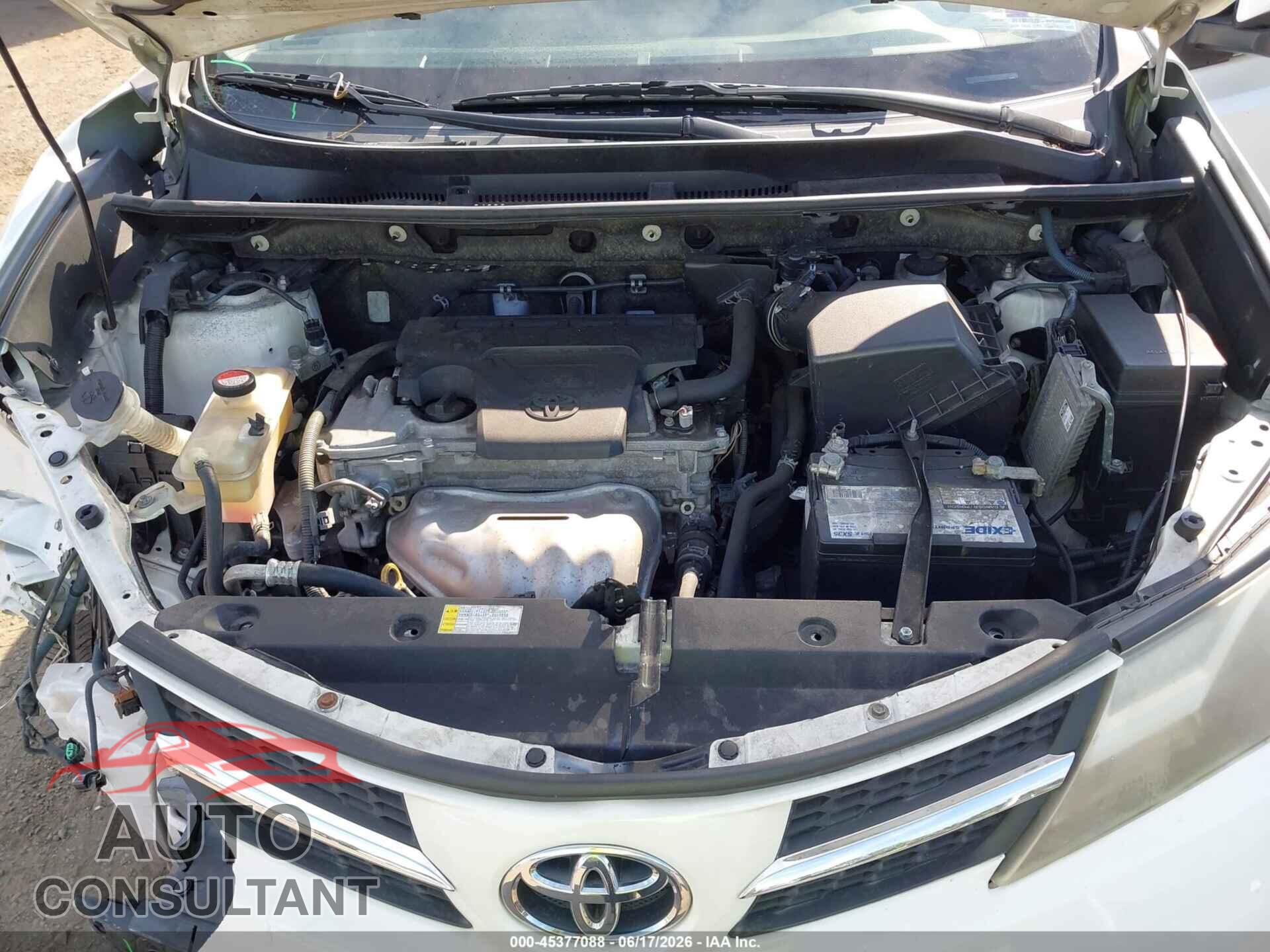 TOYOTA RAV4 2015 - JTMDFREV2FD171908