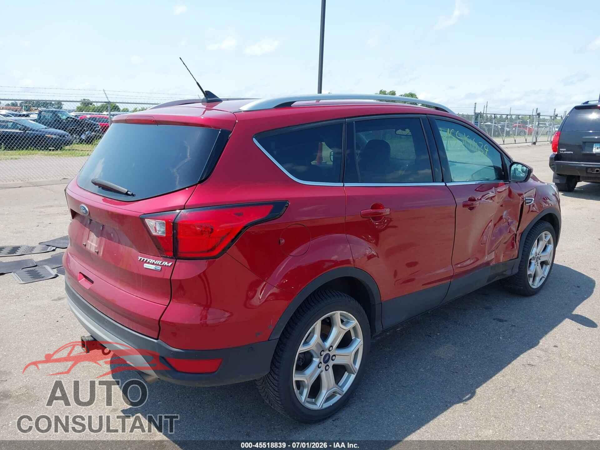 FORD ESCAPE 2019 - 1FMCU9J93KUB27688