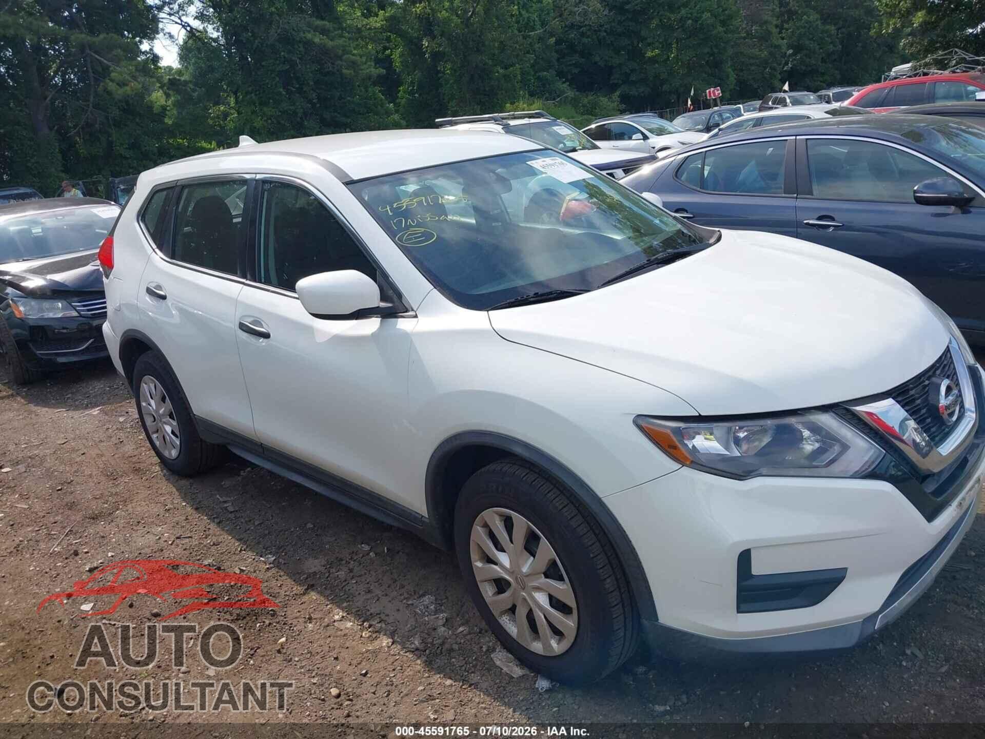 NISSAN ROGUE 2017 - KNMAT2MV4HP549619
