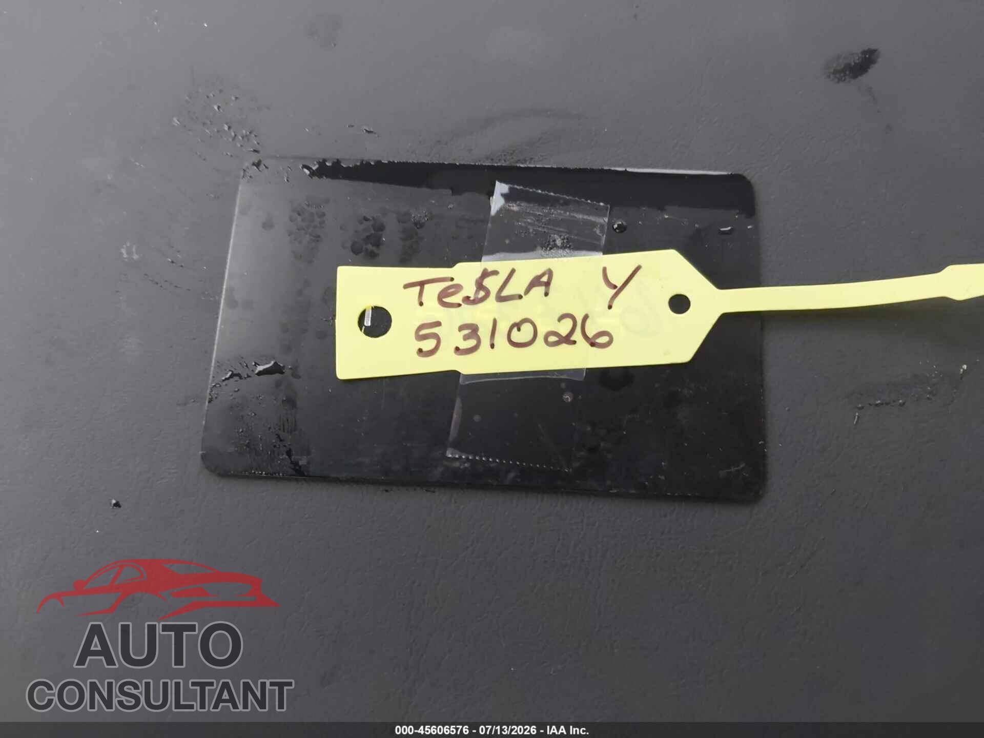 TESLA MODEL Y 2026 - 7SAYGDED5TF531026