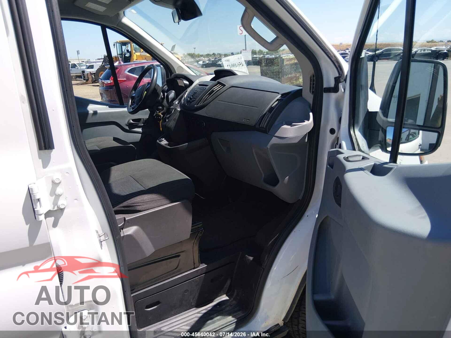 FORD TRANSIT-150 2017 - 1FMZK1ZM3HKB05253