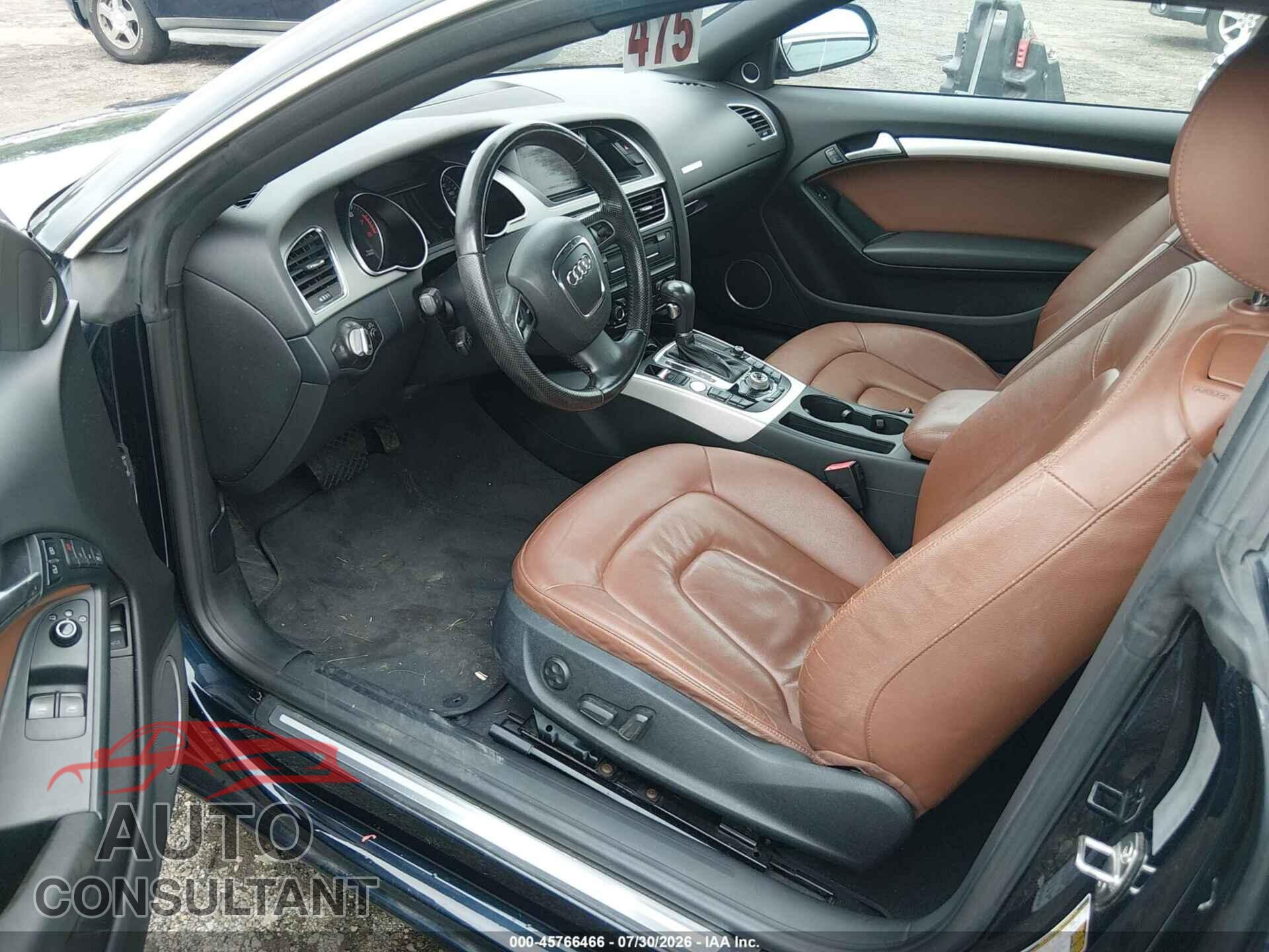 AUDI A5 2010 - WAUVKAFR4AA031255