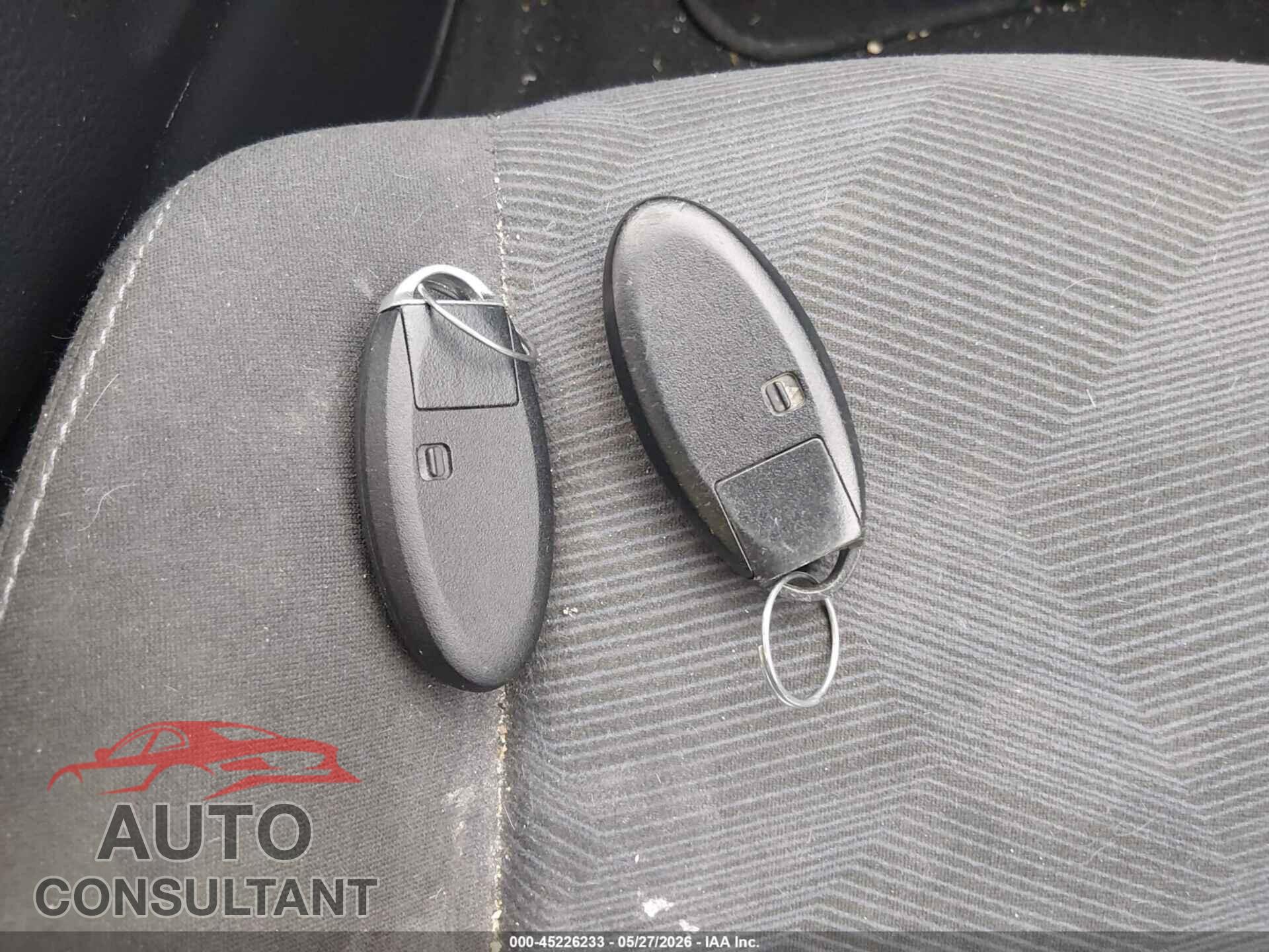 NISSAN ROGUE 2016 - KNMAT2MV9GP630582