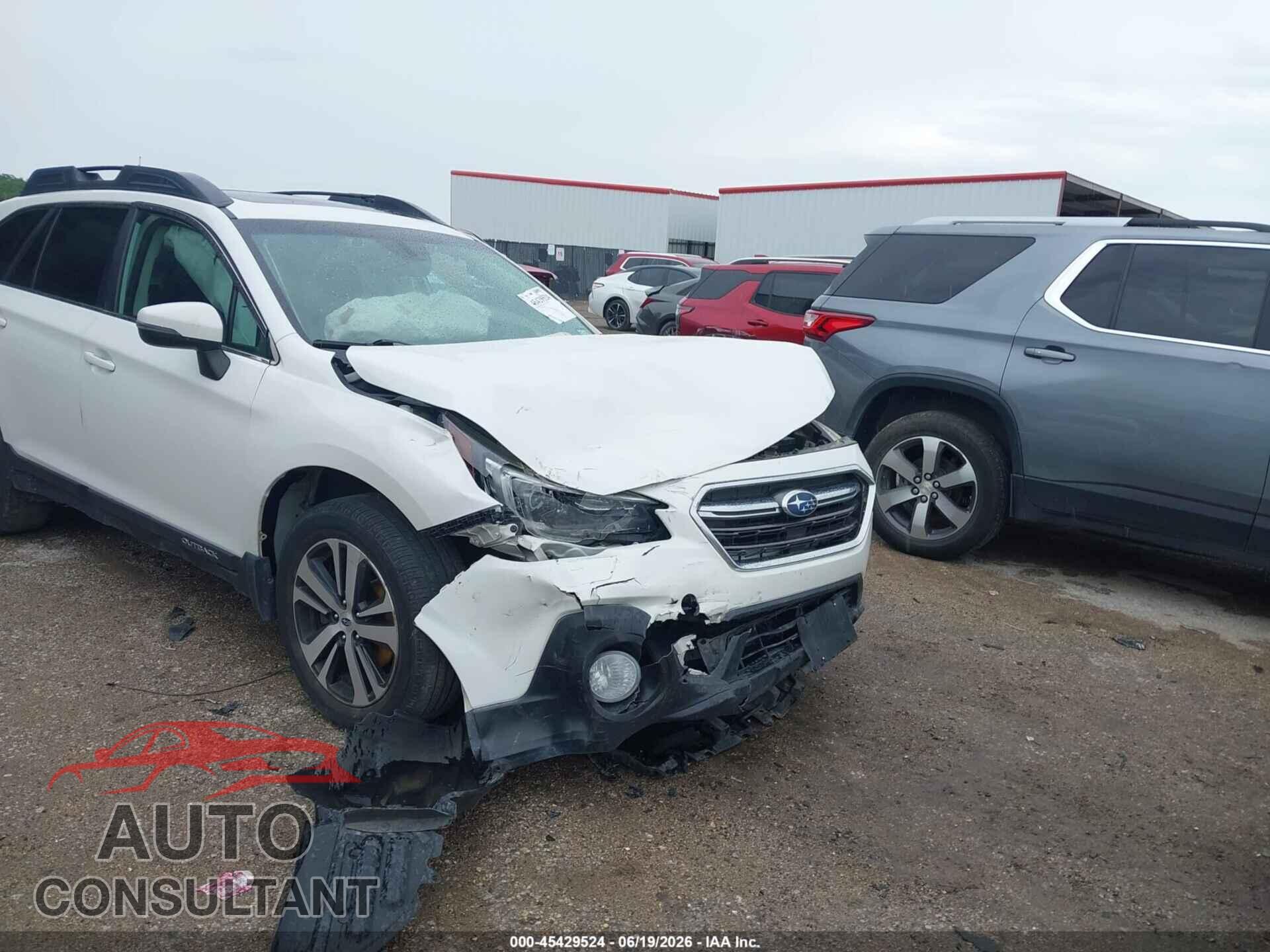 SUBARU OUTBACK 2018 - 4S4BSANC5J3334953