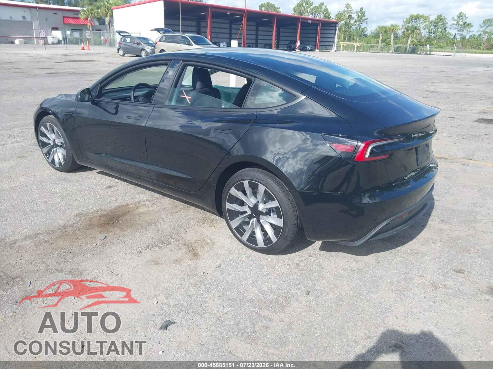 TESLA MODEL 3 2026 - 5YJ3E1EA3TF158764